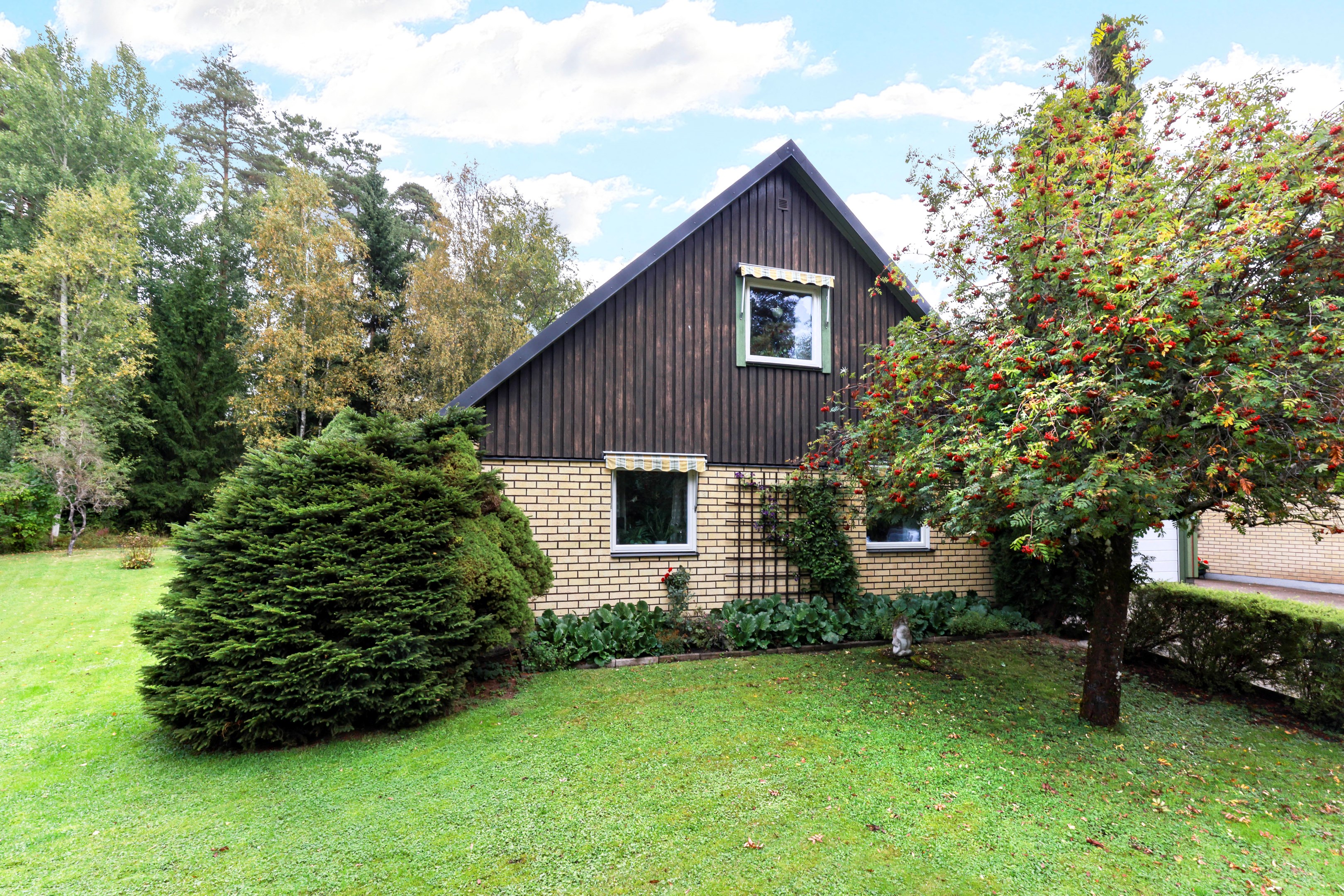 Bostadsbild från Movägen 11, Såld i Alunda, Östhammar