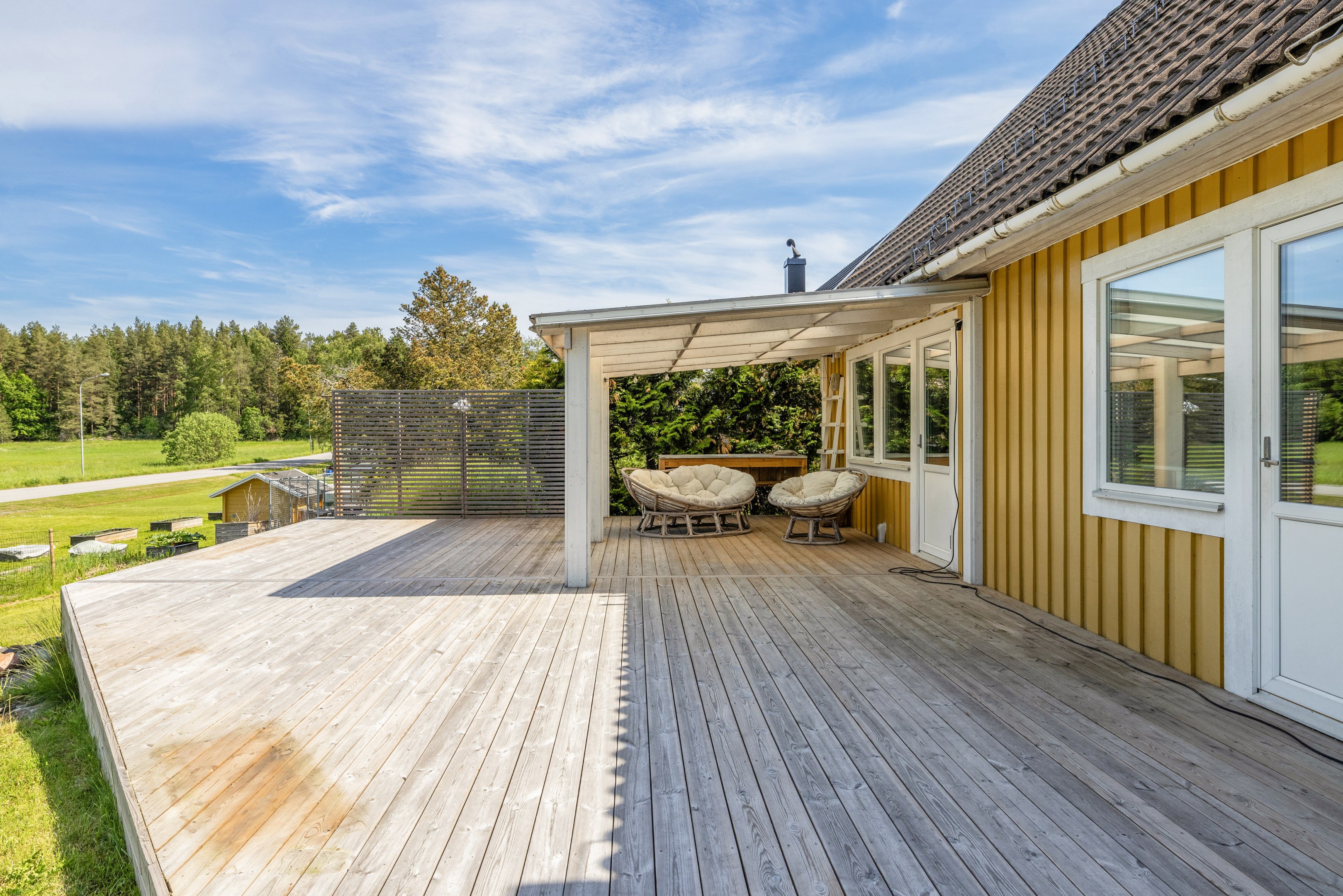 Bostadsbild från Blomstervägen 11, Till salu i Östhammar, Östhammar
