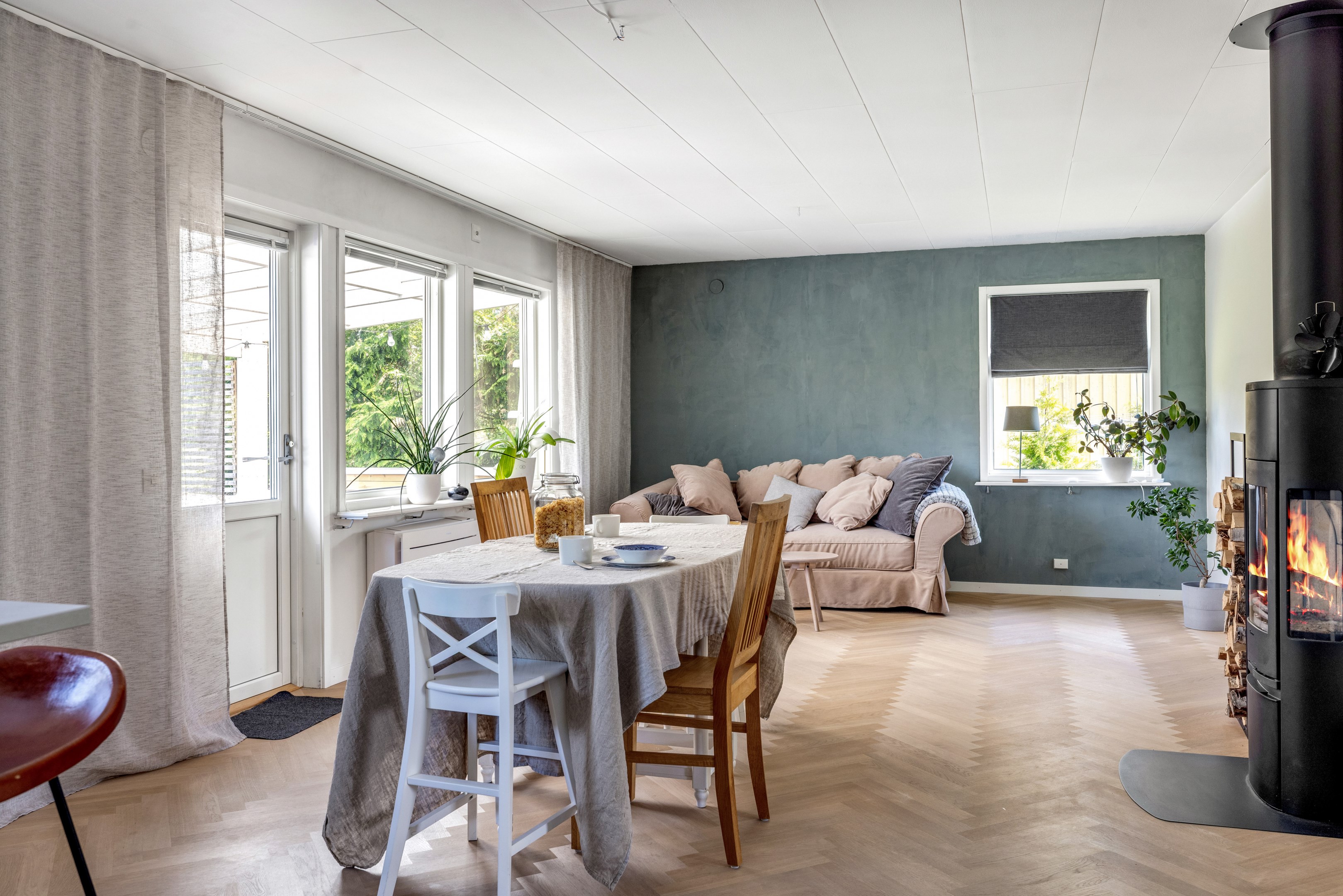 Bostadsbild från Blomstervägen 11, Till salu i Östhammar, Östhammar