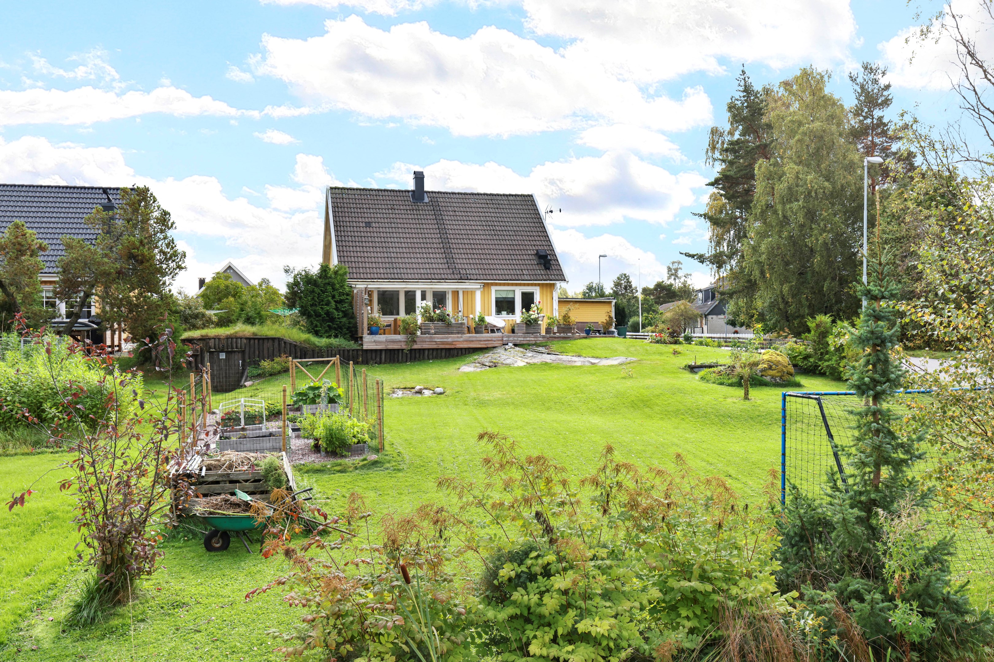 Bostadsbild från Blomstervägen 11, Kommande i Östhammar, Östhammar