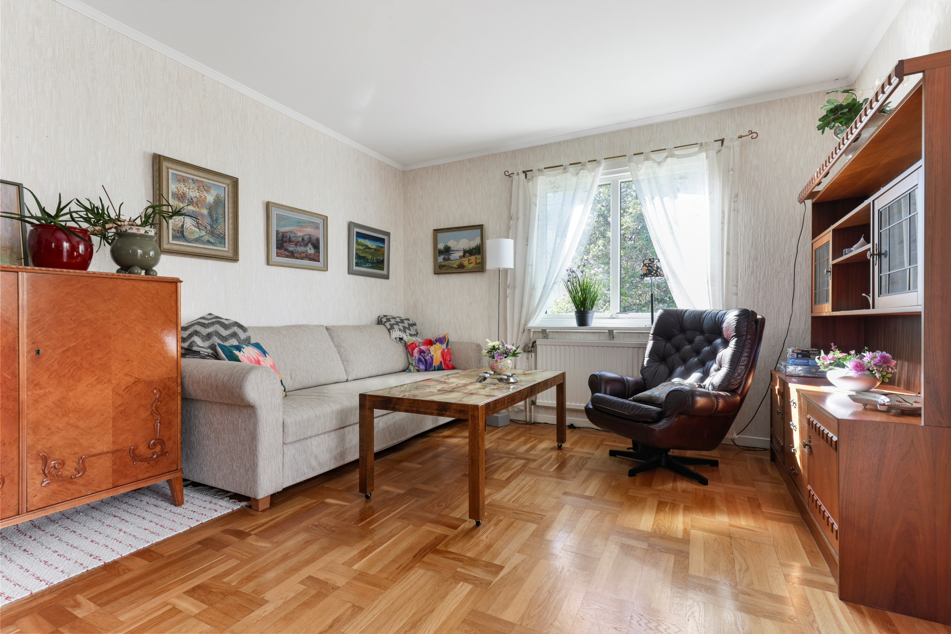 Bostadsbild från Klintvägen 6, Till salu i Herräng, Norrtälje