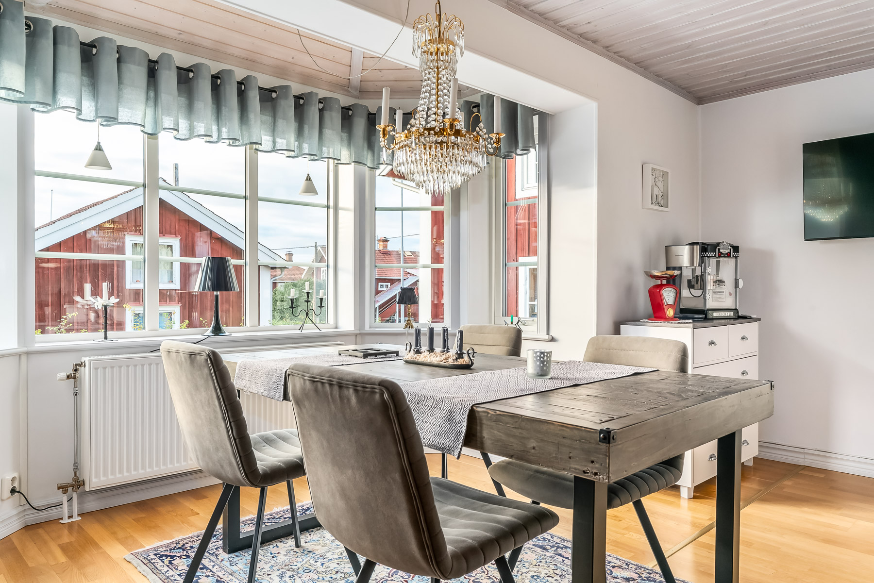 Matplats i kök
