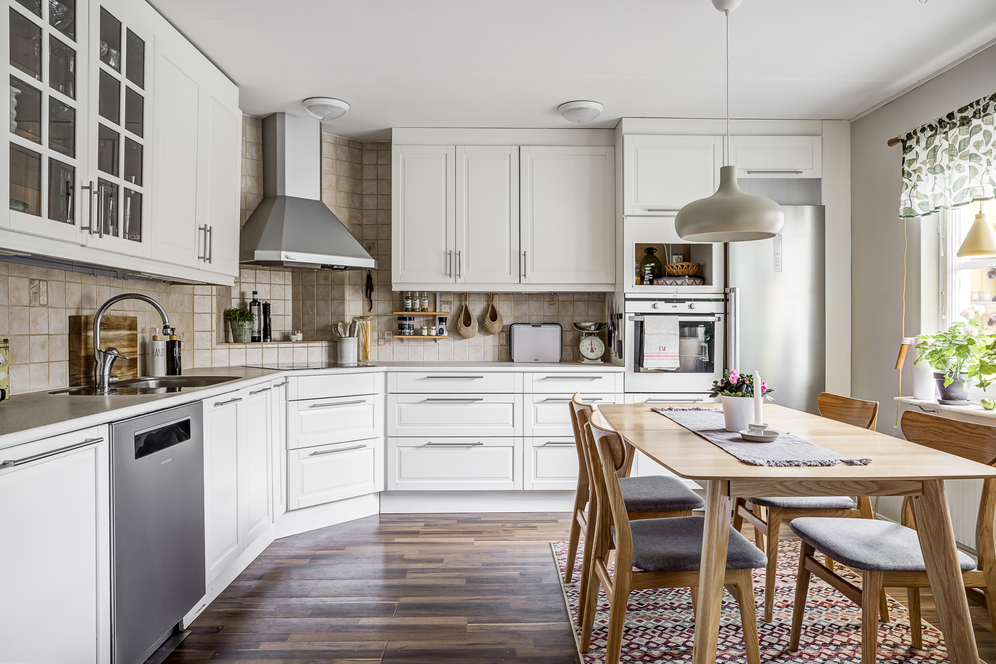 Bostadsbild från Rotfruktsgatan 16, Såld i Årsta, Uppsala