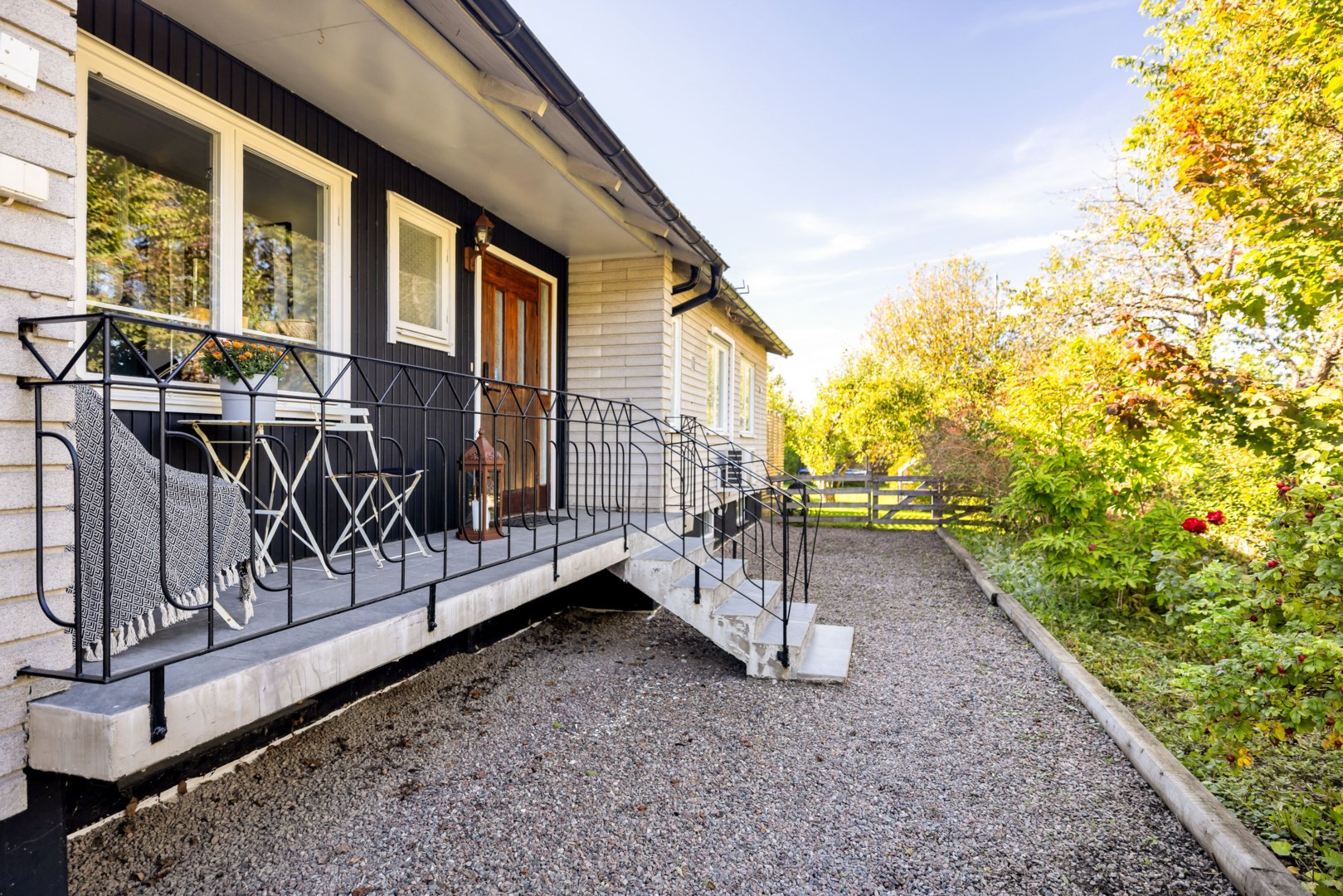 Bostadsbild från Enbärsgränd 11, Till salu i Björklinge, Uppsala