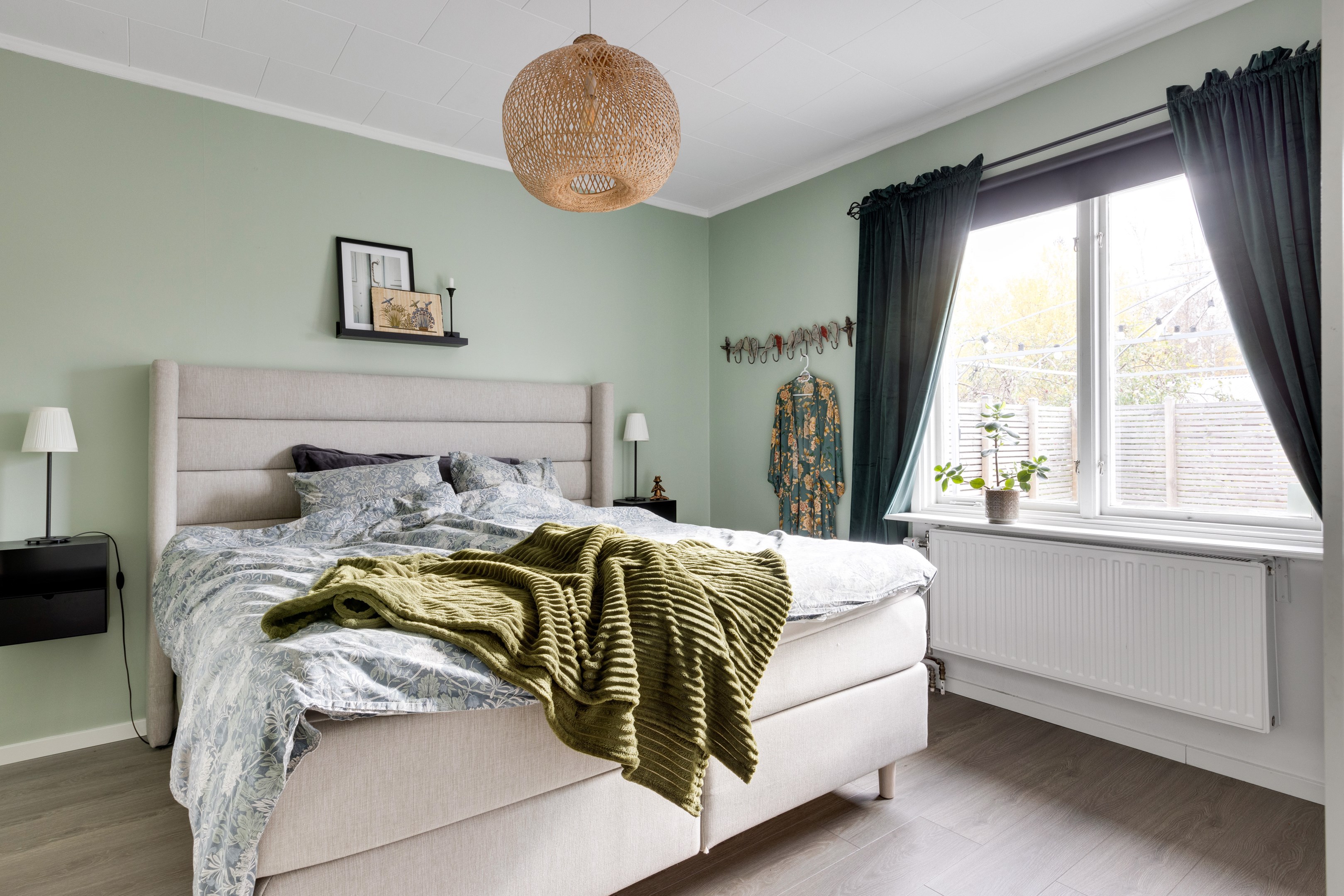 Bostadsbild från Enbärsgränd 11, Till salu i Björklinge, Uppsala