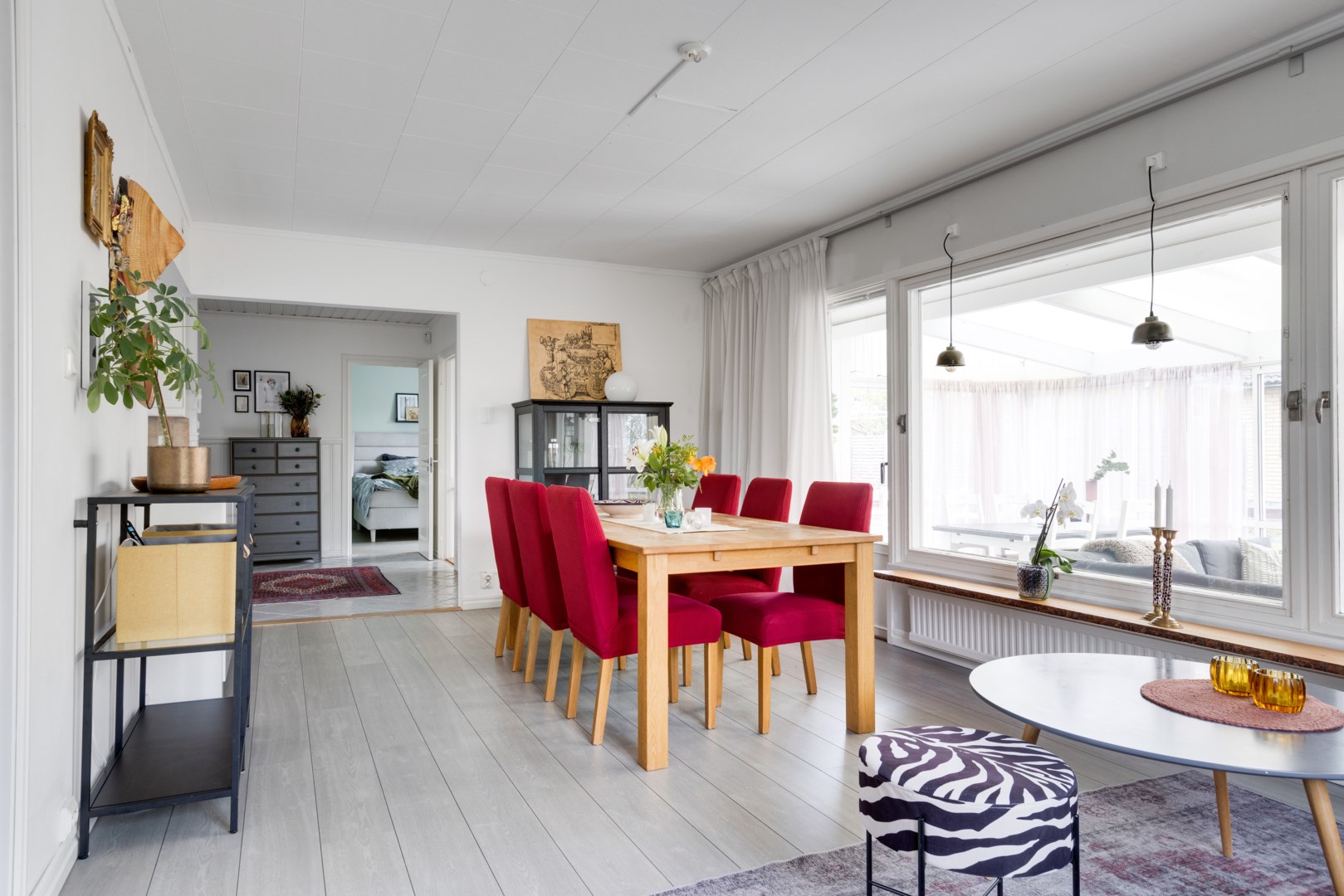 Bostadsbild från Enbärsgränd 11, Till salu i Björklinge, Uppsala