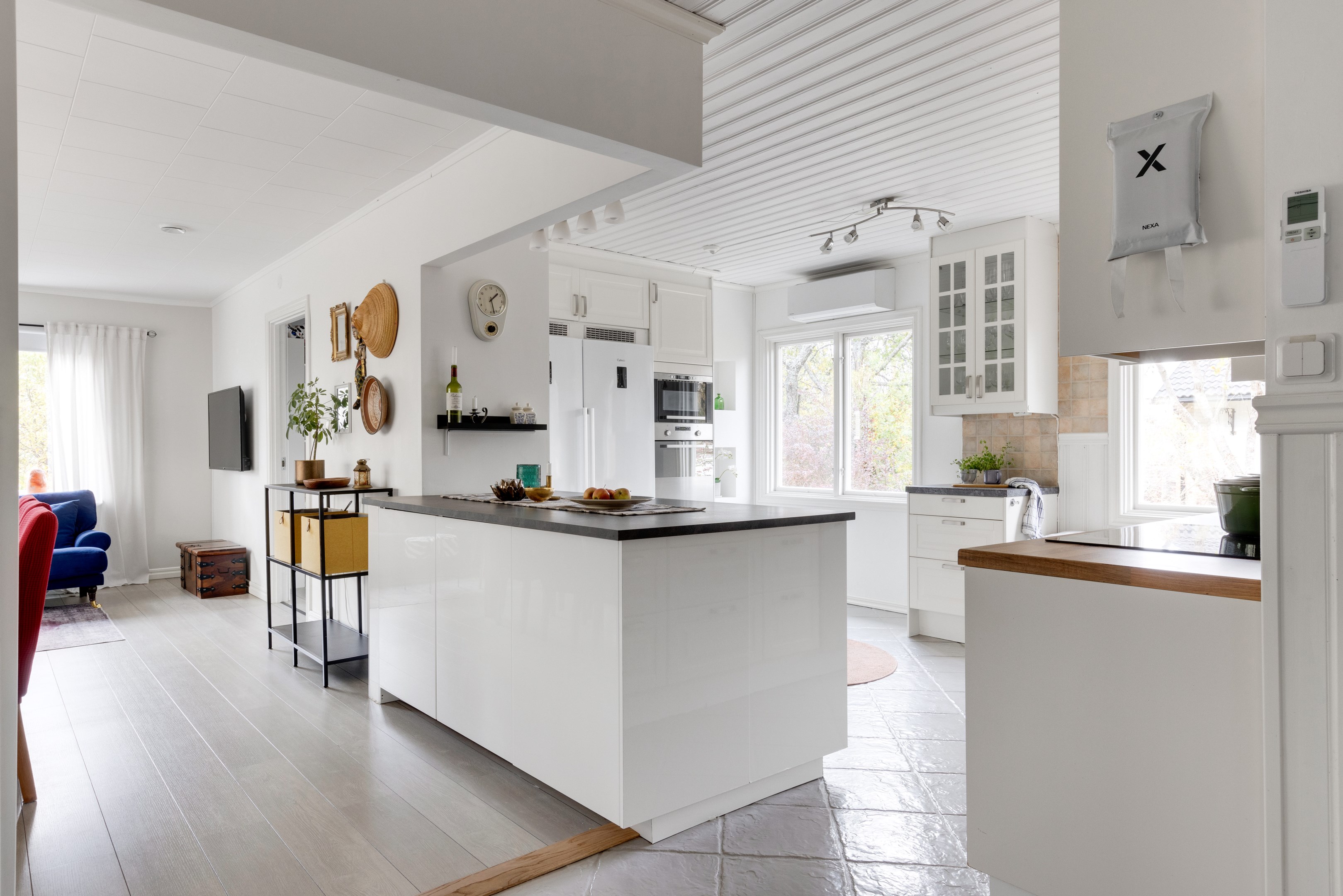 Bostadsbild från Enbärsgränd 11, Till salu i Björklinge, Uppsala