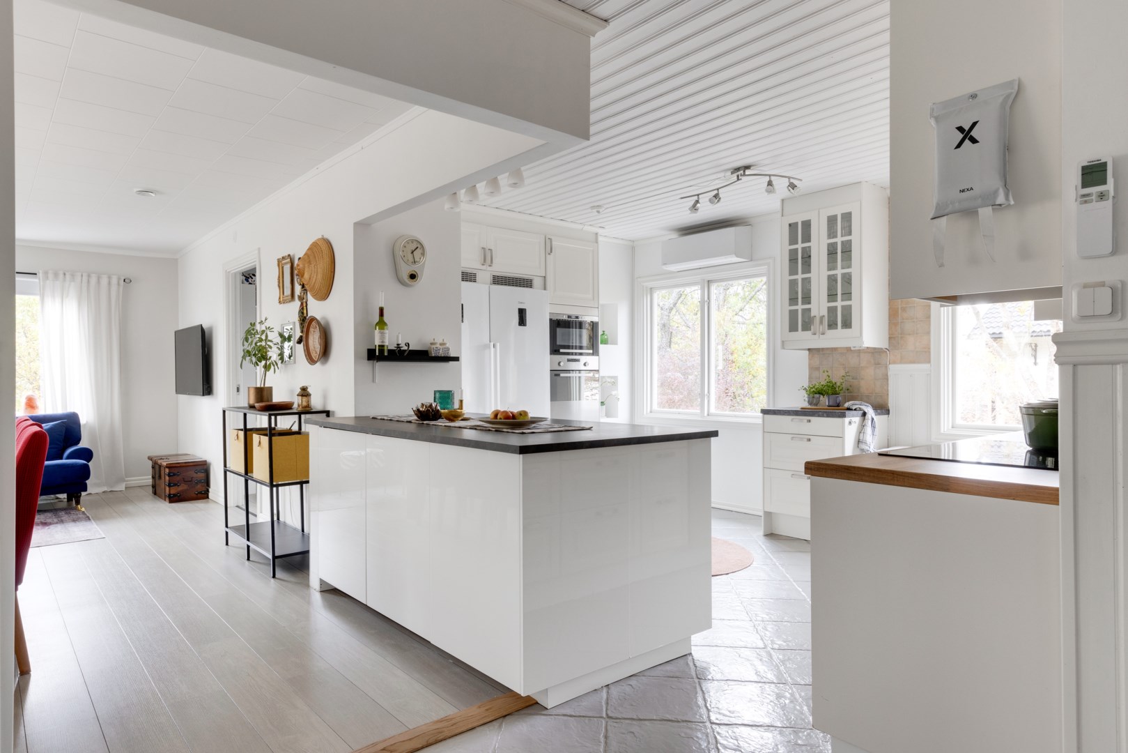 Bostadsbild från Enbärsgränd 11, Till salu i Björklinge, Uppsala