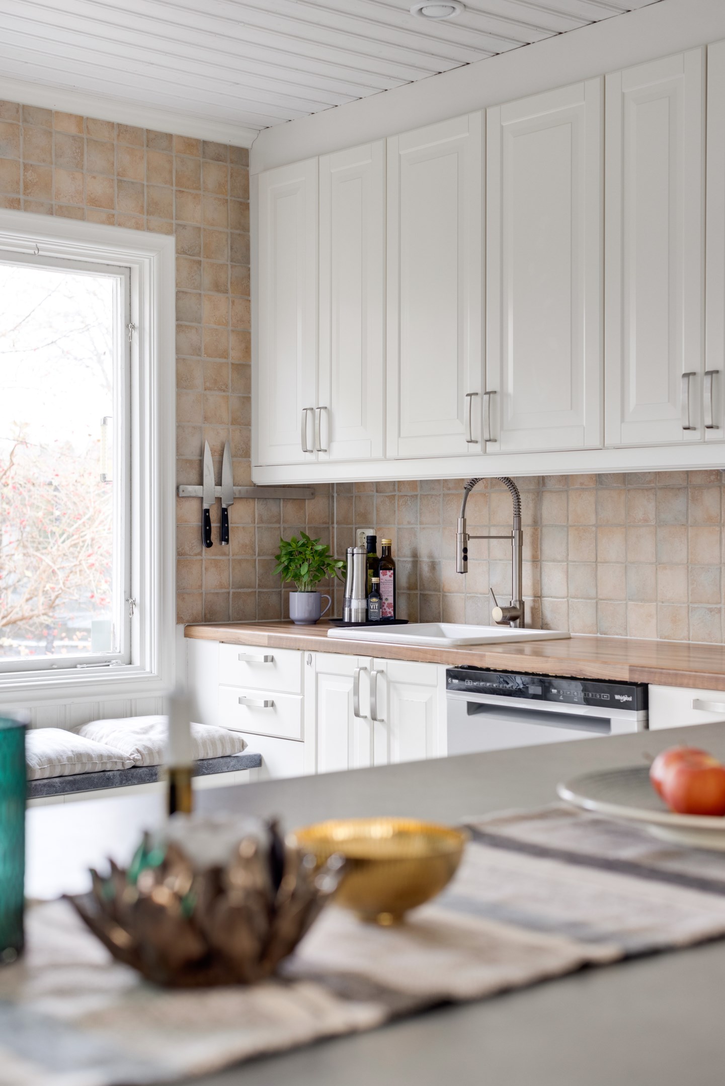 Bostadsbild från Enbärsgränd 11, Till salu i Björklinge, Uppsala