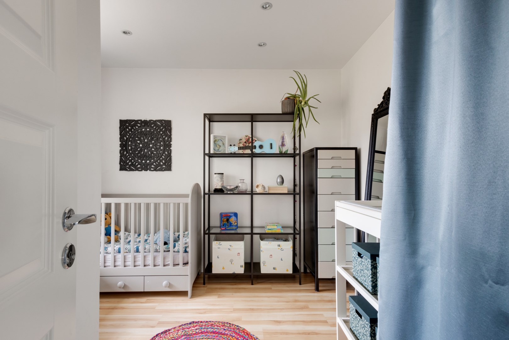 Bostadsbild från Enbärsgränd 11, Till salu i Björklinge, Uppsala