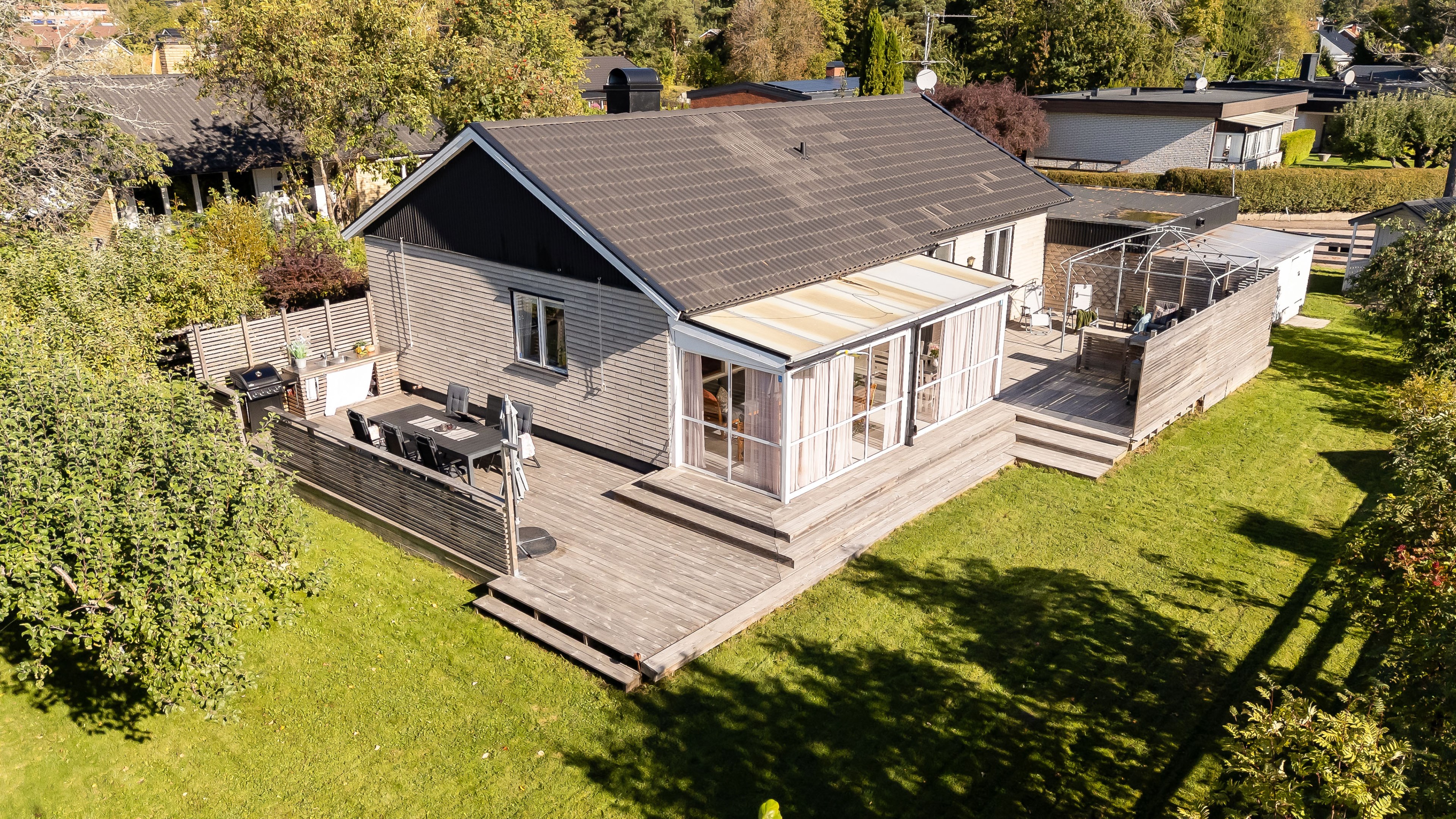 Bostadsbild från Enbärsgränd 11, Till salu i Björklinge, Uppsala