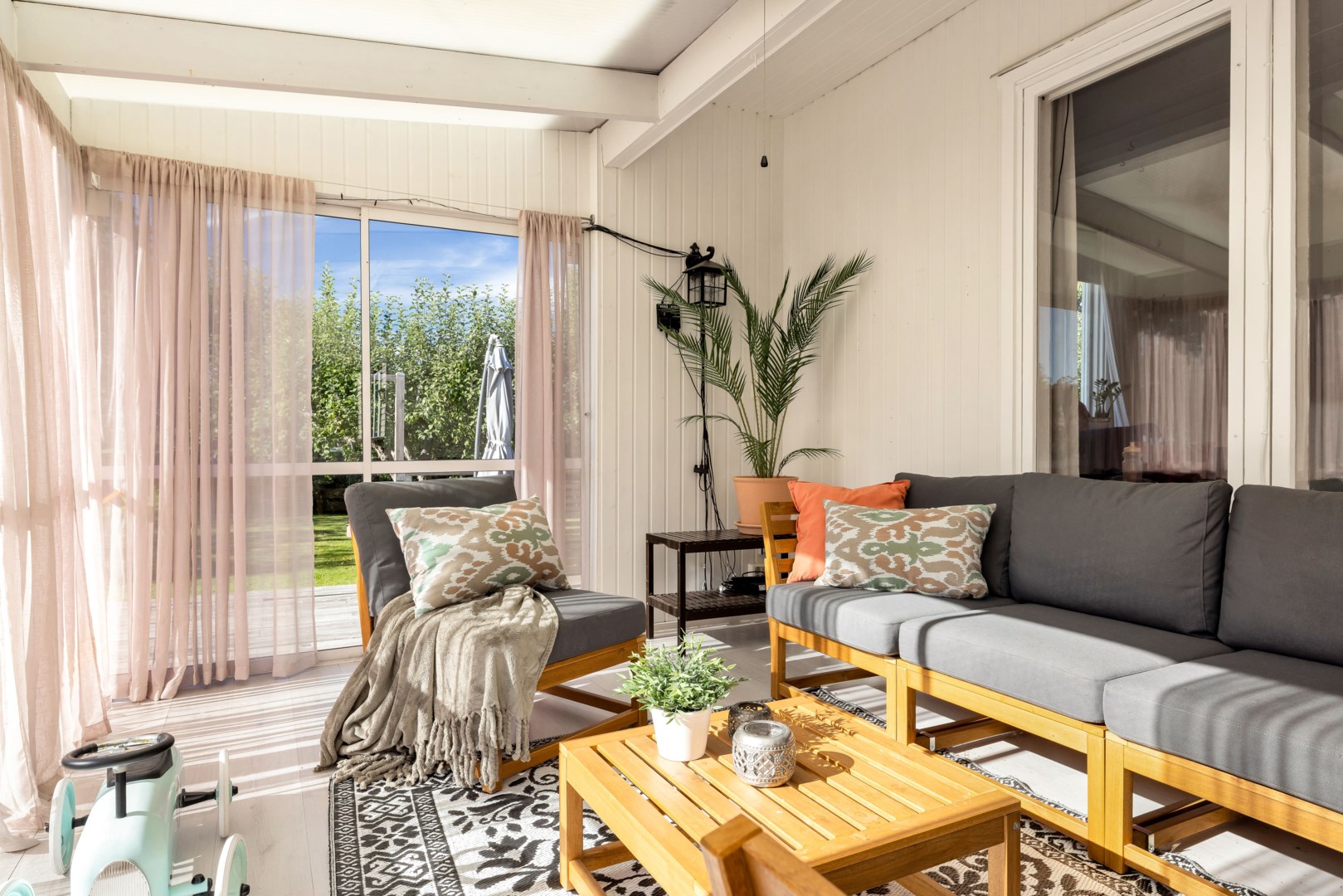 Bostadsbild från Enbärsgränd 11, Till salu i Björklinge, Uppsala