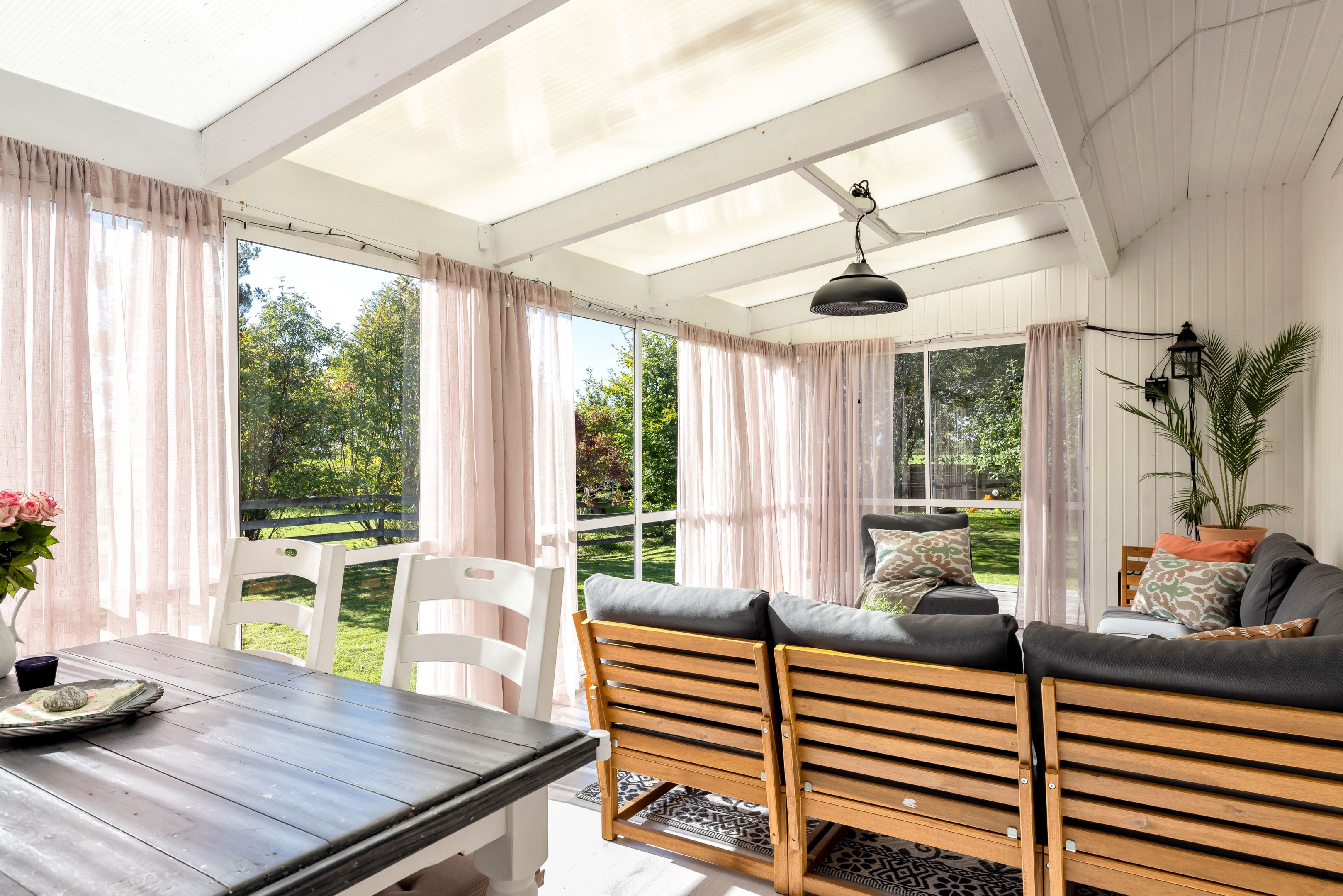 Bostadsbild från Enbärsgränd 11, Till salu i Björklinge, Uppsala