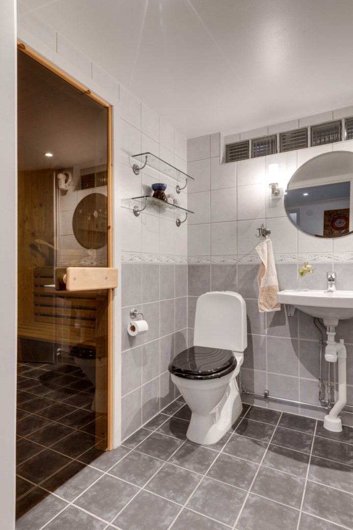 Bostadsbild från Enbärsgränd 11, Till salu i Björklinge, Uppsala