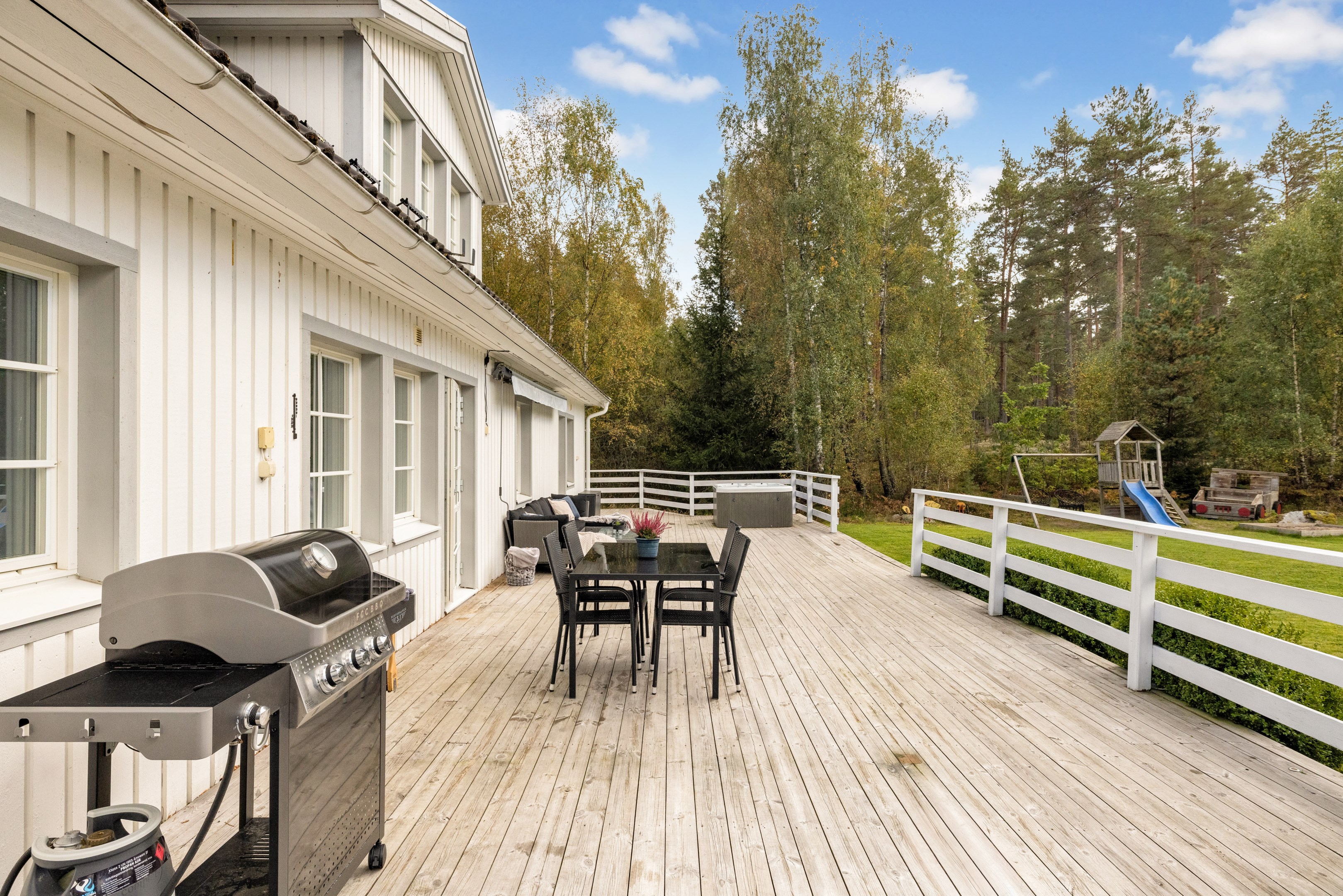 Bostadsbild från Hjälsta Grantorp 5, Såld i Örsundsbro, Enköping