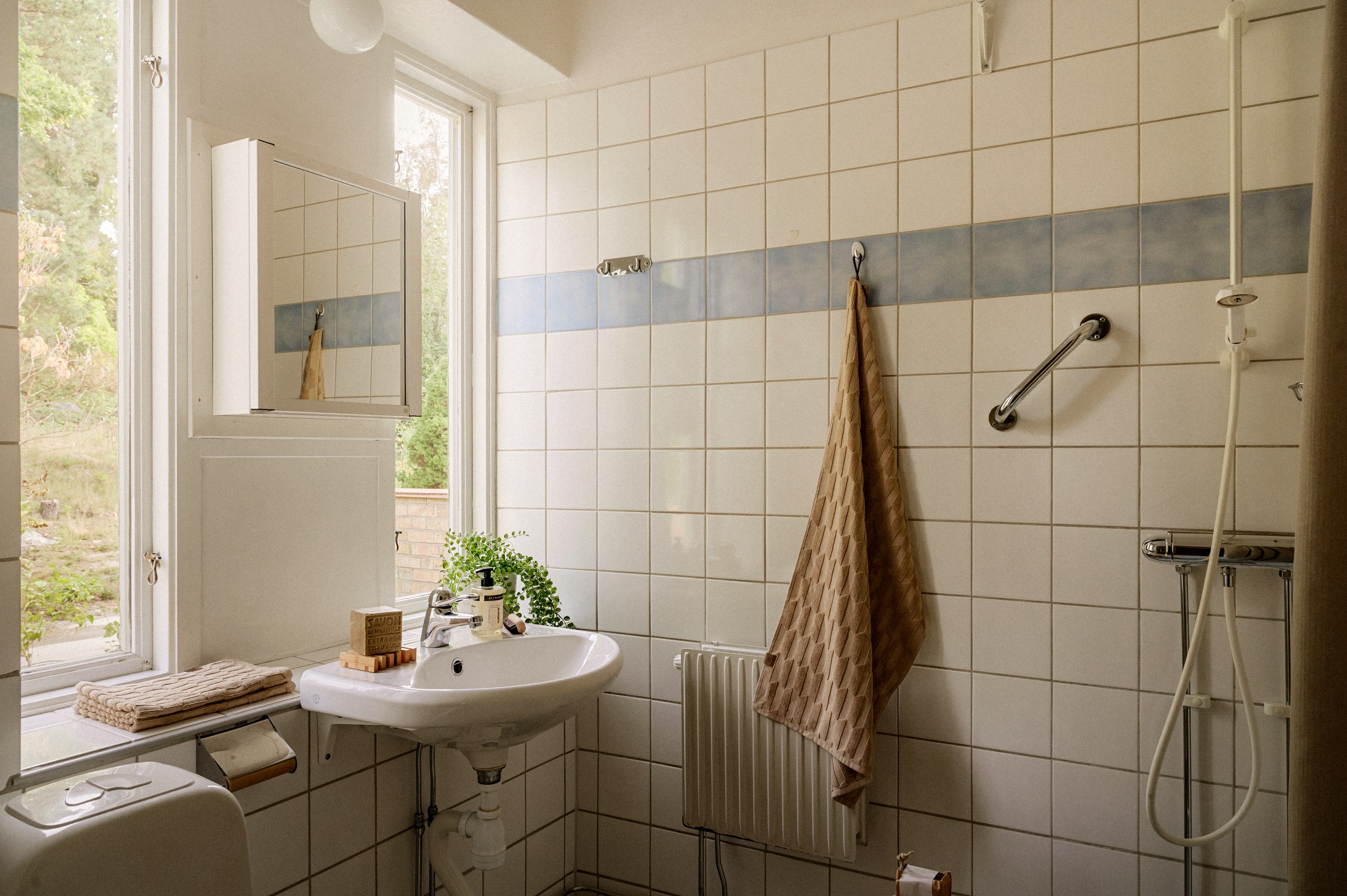 Bostadsbild från Bäckstigen 6, Såld i Gustavsberg - Lugnet/Björnkärret, Värmdö