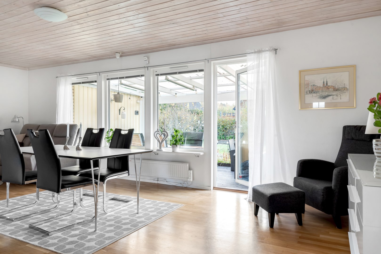 Bostadsbild från Gryningsvägen 49, Såld i Storvreta, Uppsala