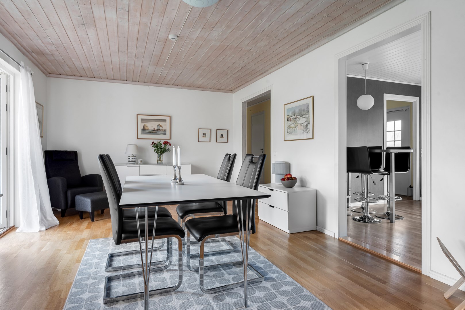 Bostadsbild från Gryningsvägen 49, Såld i Storvreta, Uppsala