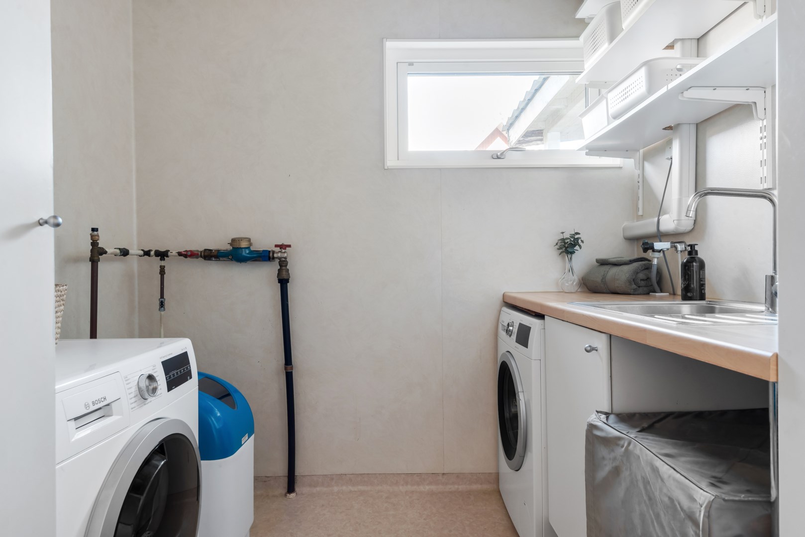 Bostadsbild från Gryningsvägen 49, Såld i Storvreta, Uppsala