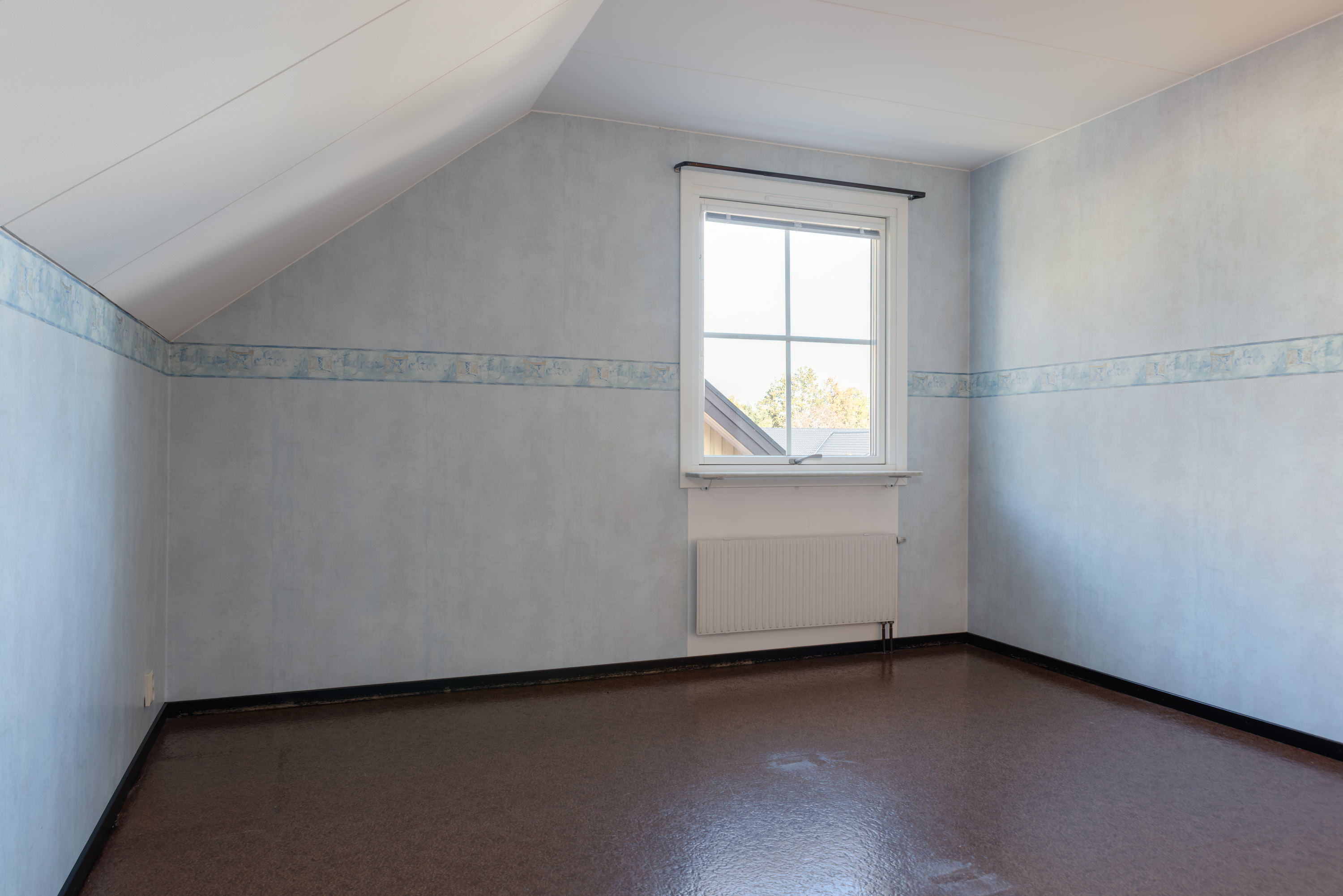 Bostadsbild från Slagbjörnsgatan 28, Till salu i Gryta, Västerås