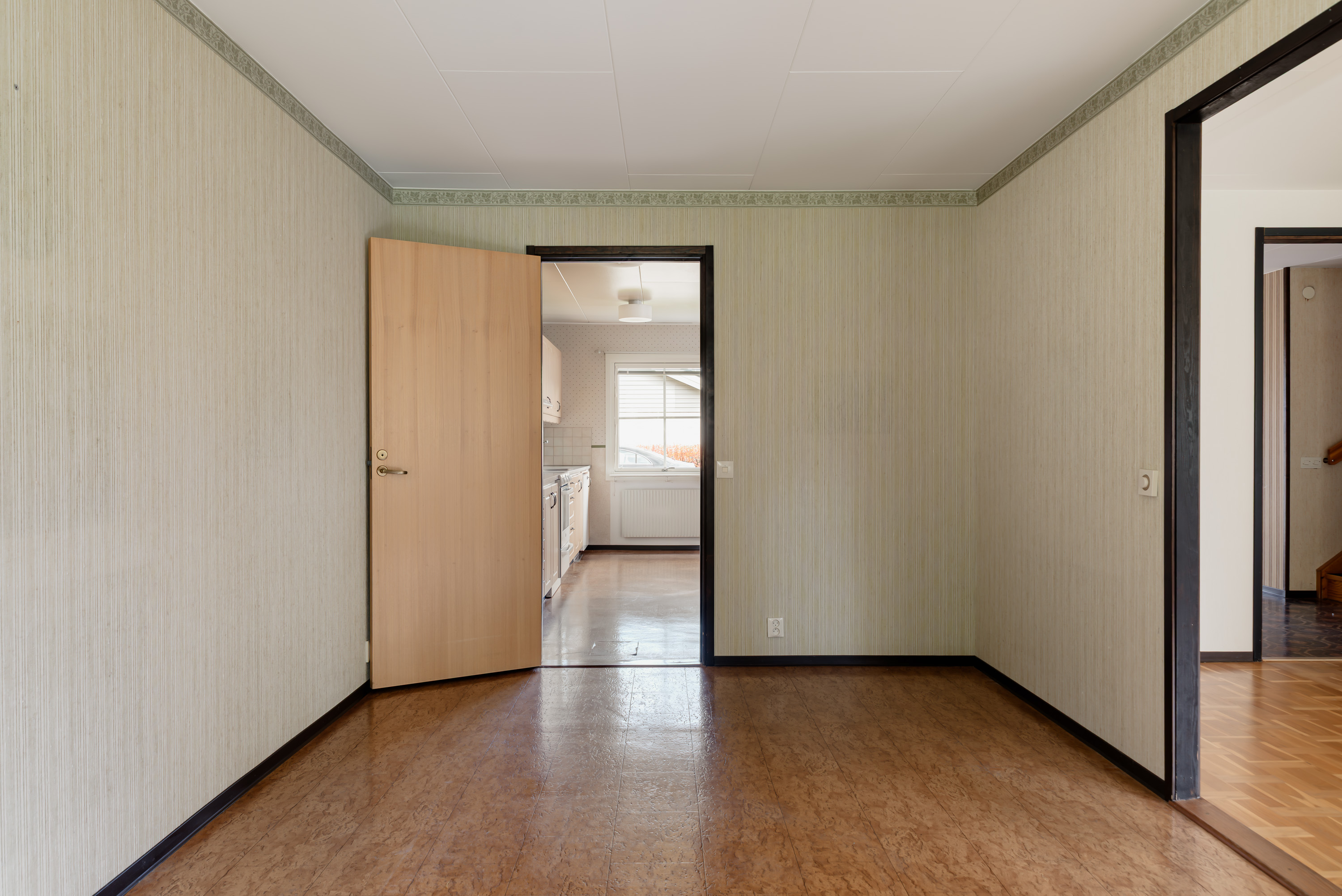 Bostadsbild från Slagbjörnsgatan 28, Till salu i Gryta, Västerås