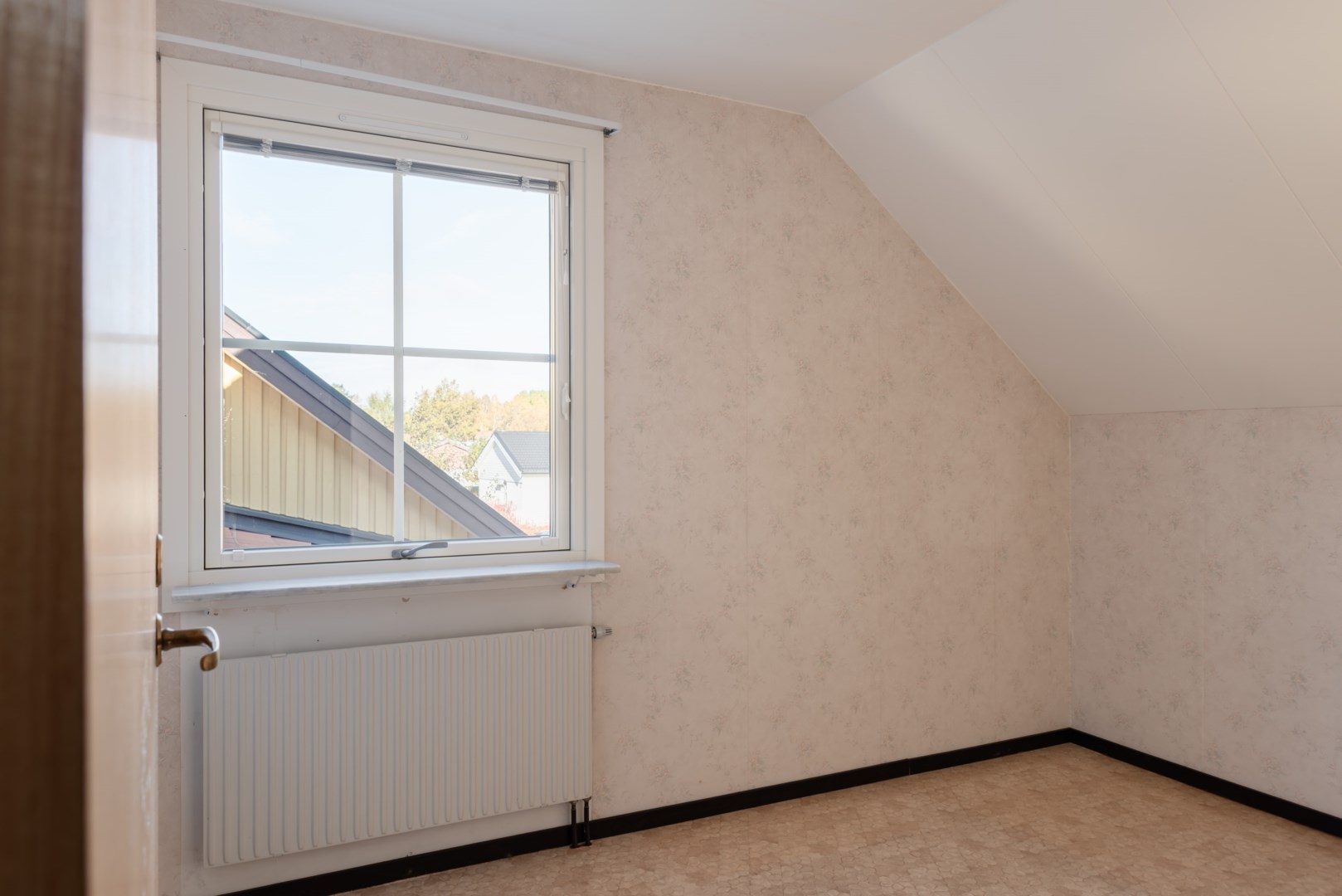 Bostadsbild från Slagbjörnsgatan 28, Till salu i Gryta, Västerås