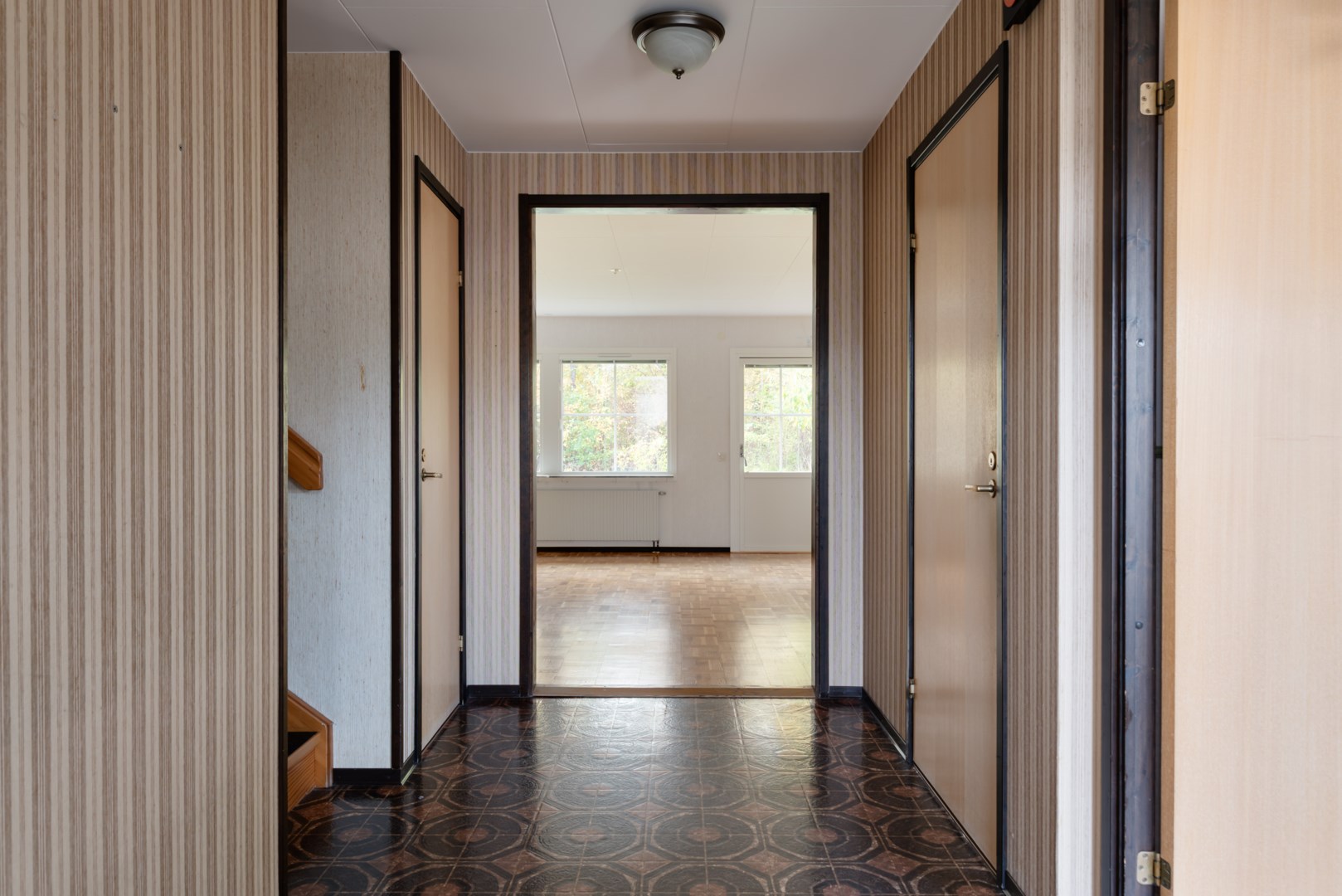 Bostadsbild från Slagbjörnsgatan 28, Till salu i Gryta, Västerås