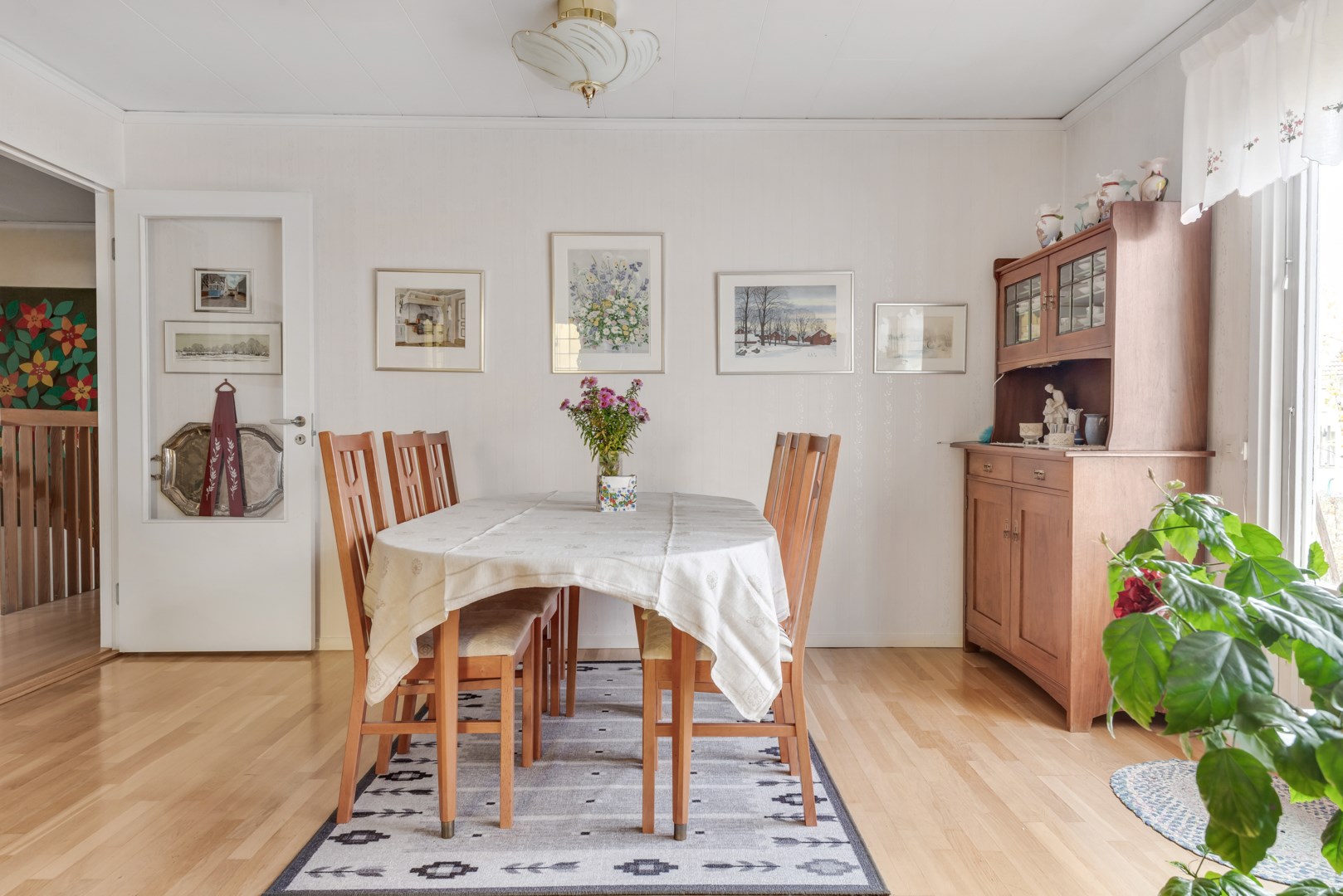 Bostadsbild från Lantmätarvägen 12, Kommande i Vänge, Uppsala