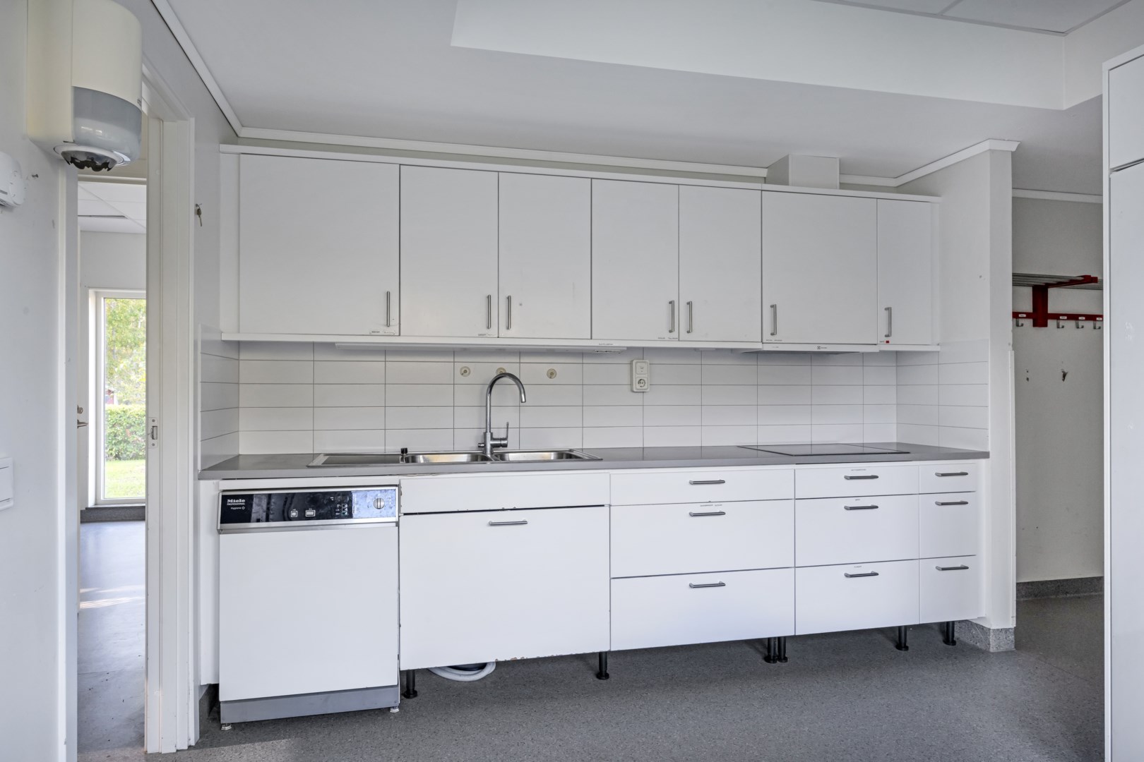 Bostadsbild från Lodjursvägen 9, Såld i Vreta, Uppsala