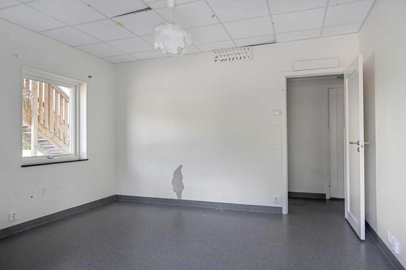 Bostadsbild från Lodjursvägen 9, Såld i Vreta, Uppsala