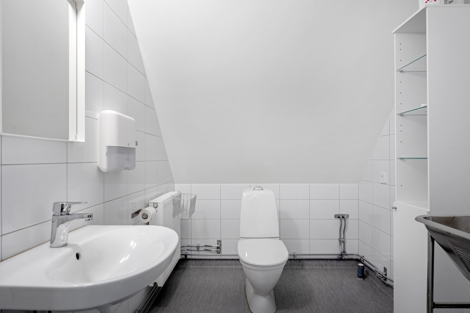 Bostadsbild från Lodjursvägen 9, Såld i Vreta, Uppsala