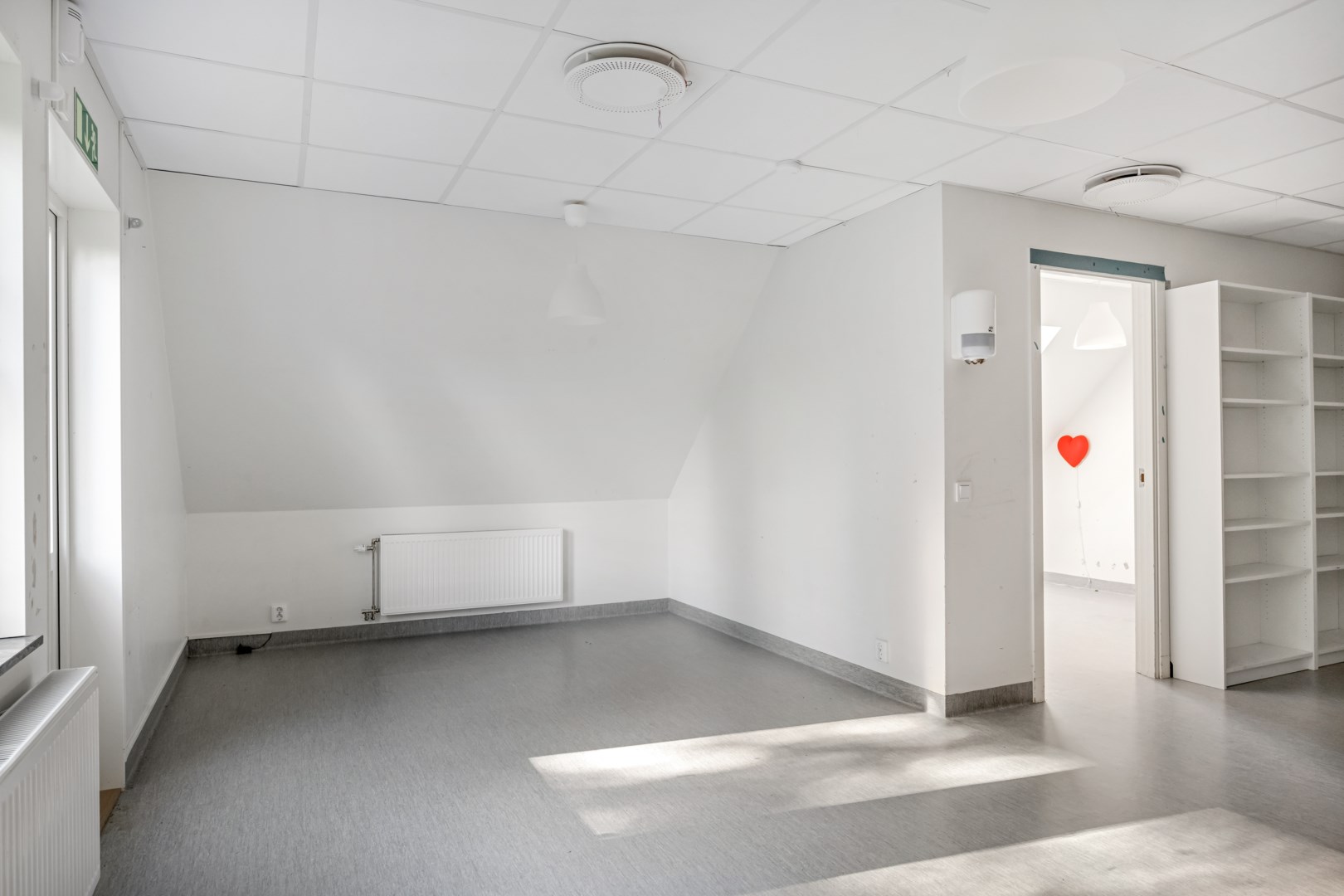 Bostadsbild från Lodjursvägen 9, Såld i Vreta, Uppsala