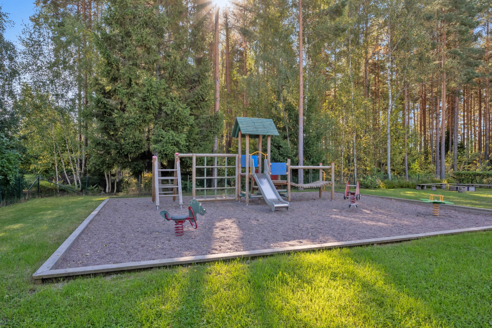 Bostadsbild från Lodjursvägen 9, Såld i Vreta, Uppsala