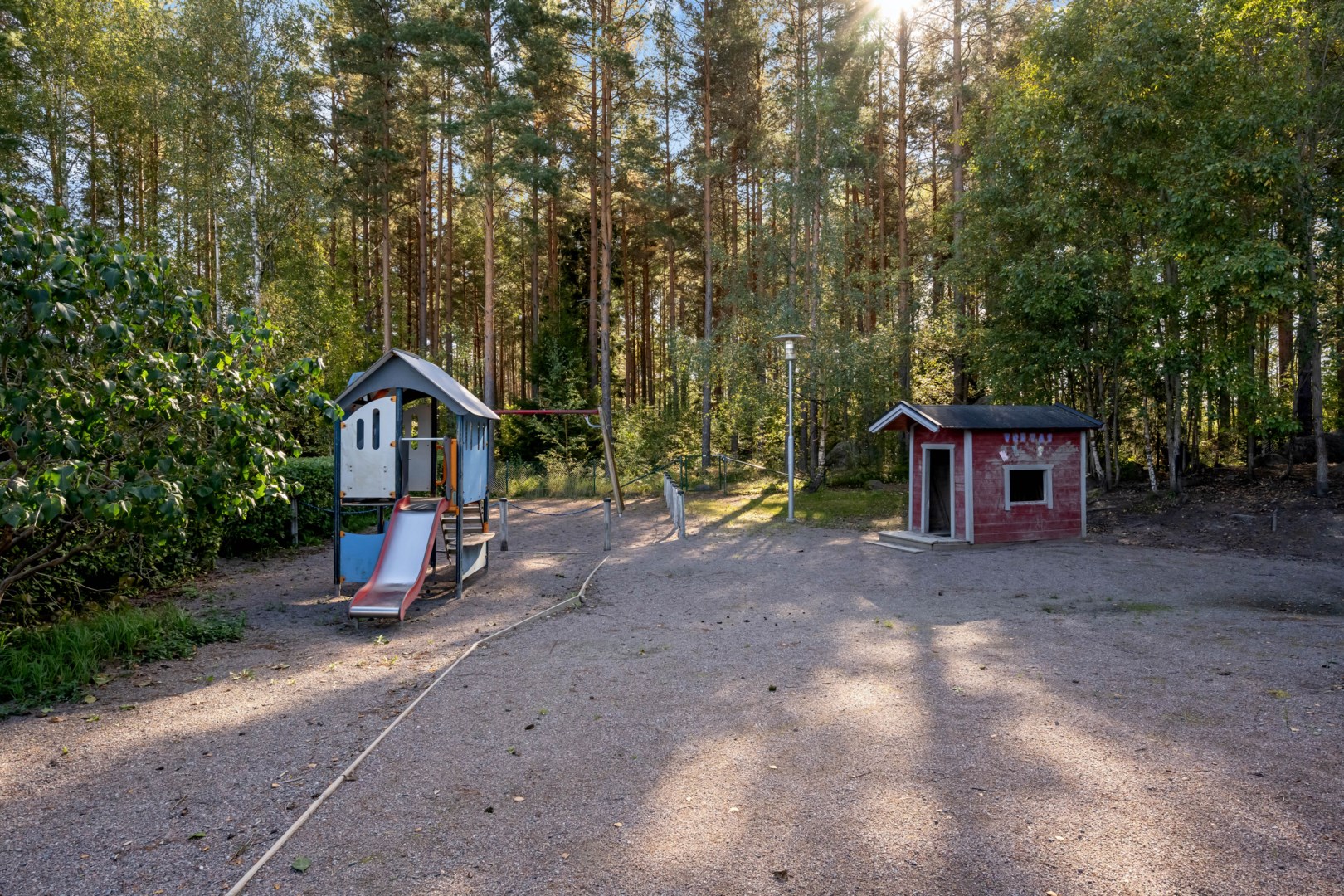 Bostadsbild från Lodjursvägen 9, Såld i Vreta, Uppsala