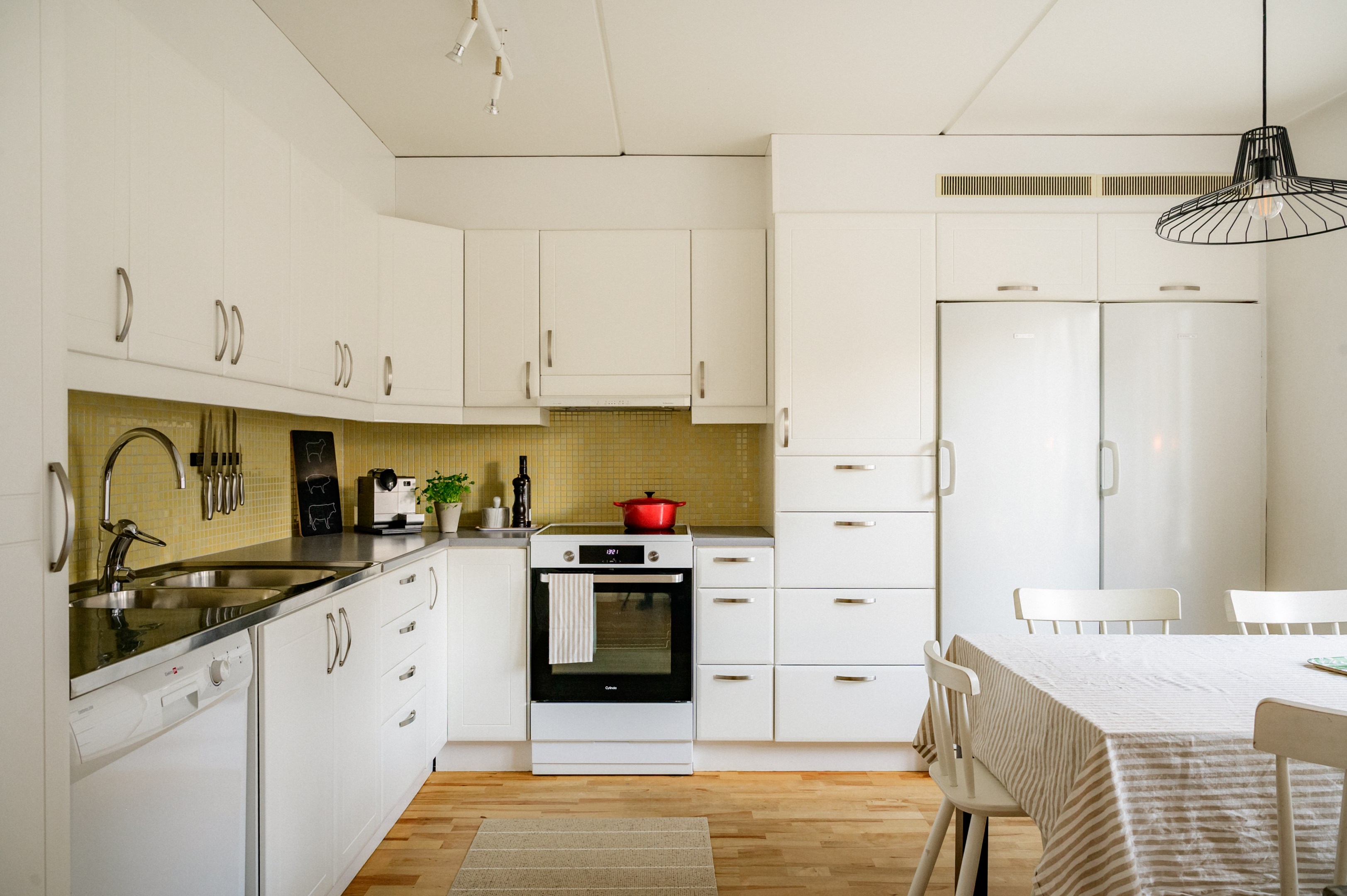 Bostadsbild från Manhemsvägen 20, Såld i Skuru, Nacka