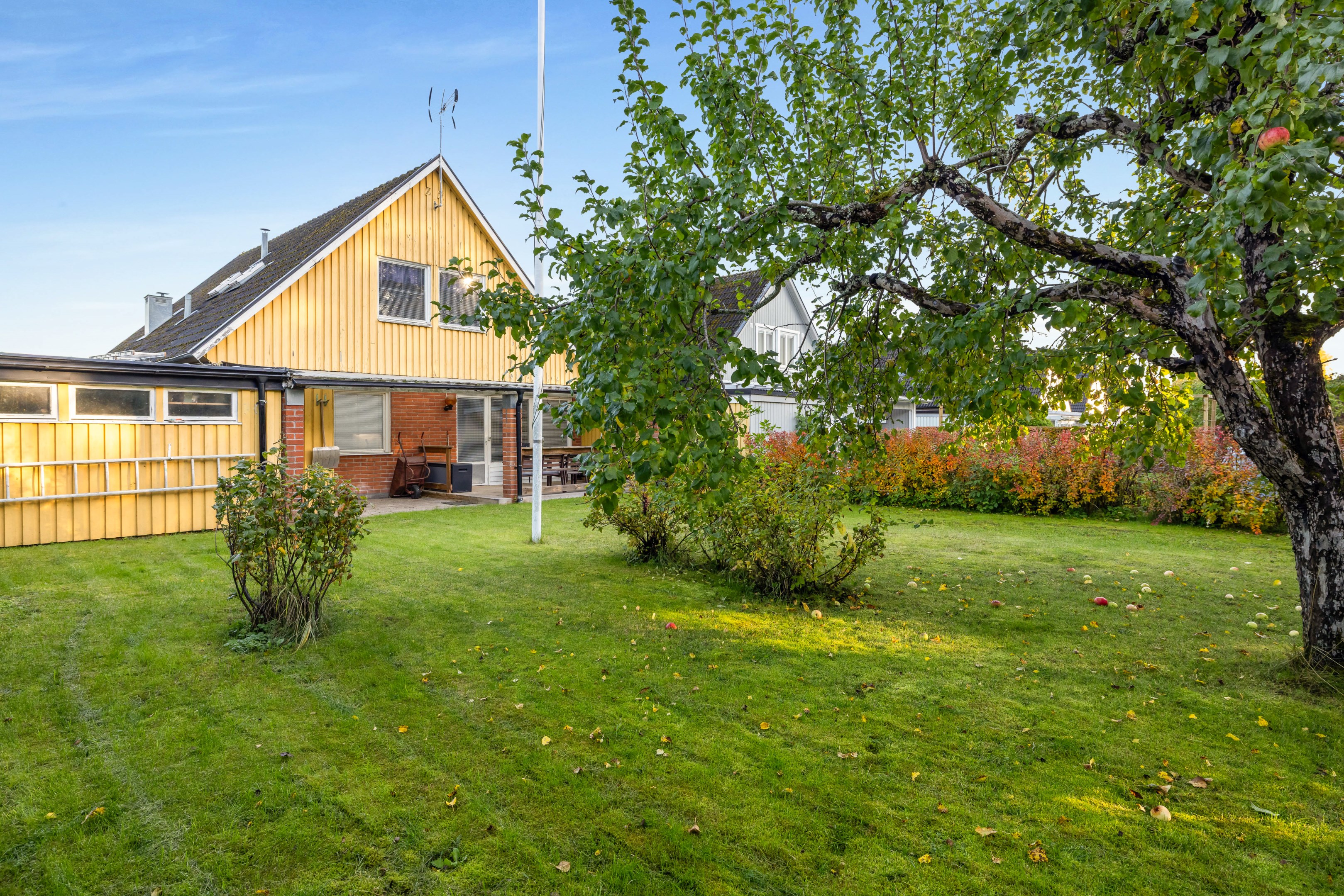 Bostadsbild från Diskusvägen 23, Till salu i Björklinge, Uppsala