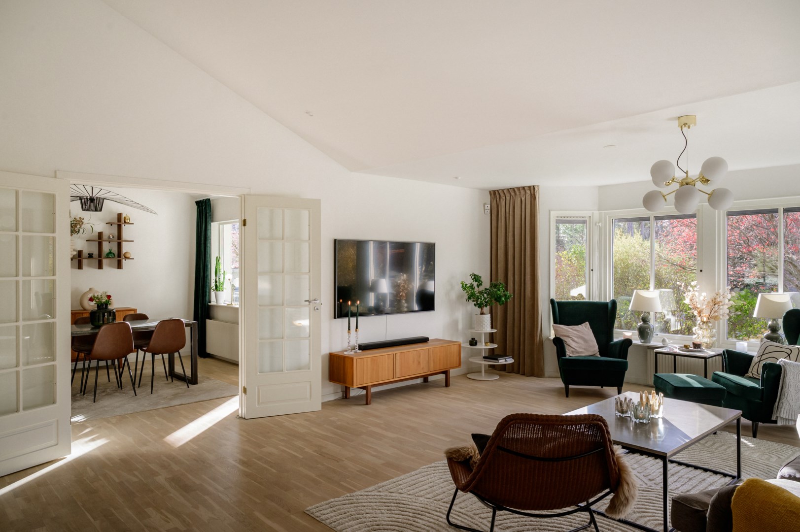 Bostadsbild från Vittravägen 8, Såld i Hasseludden, Nacka