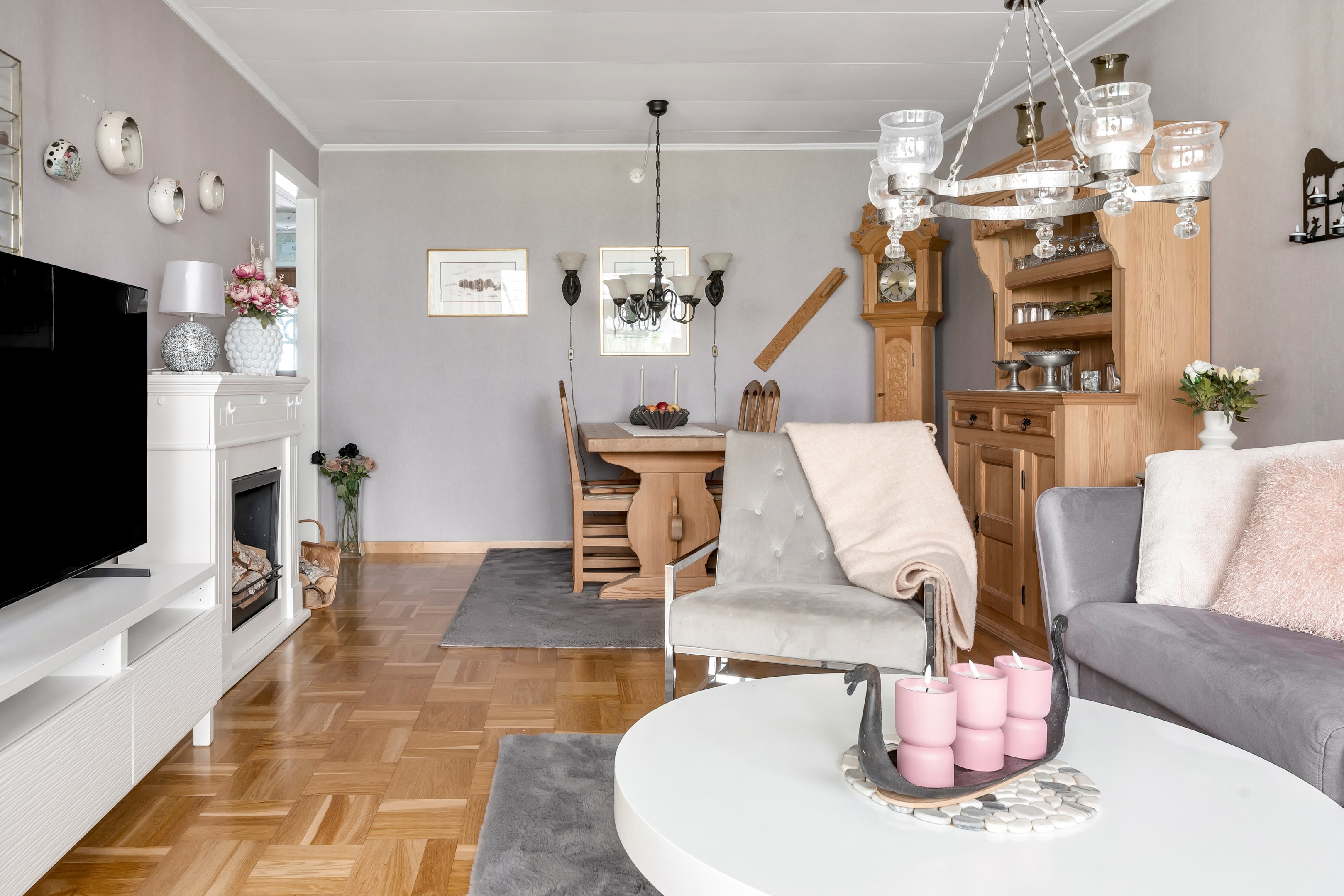 Bostadsbild från Arkitektvägen 46, Kommande i Vänge, Uppsala