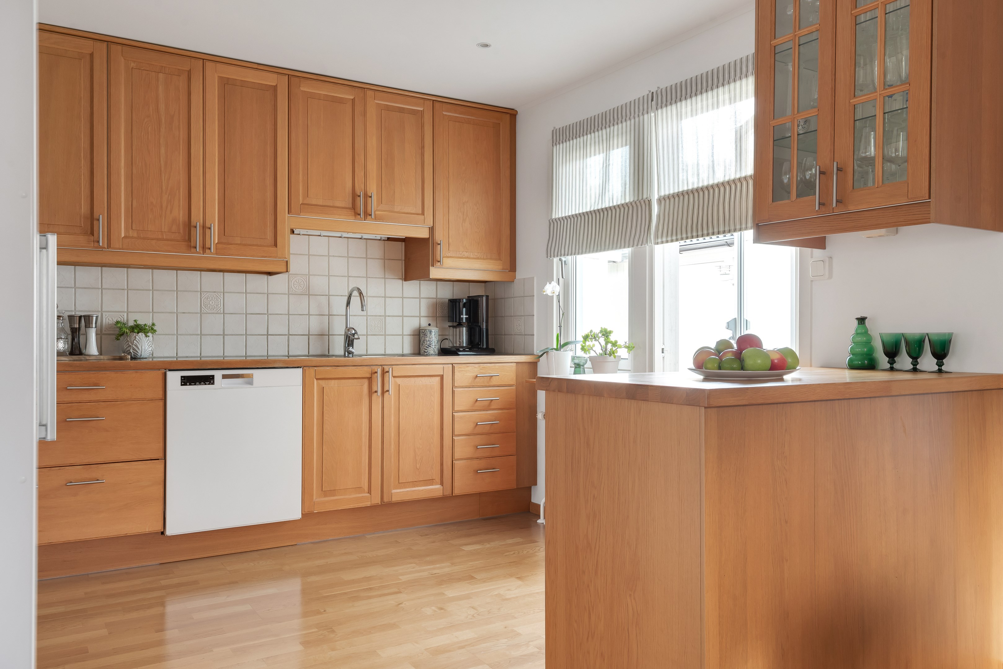 Bostadsbild från Startgatan 14, Såld i Bärby Hage, Uppsala