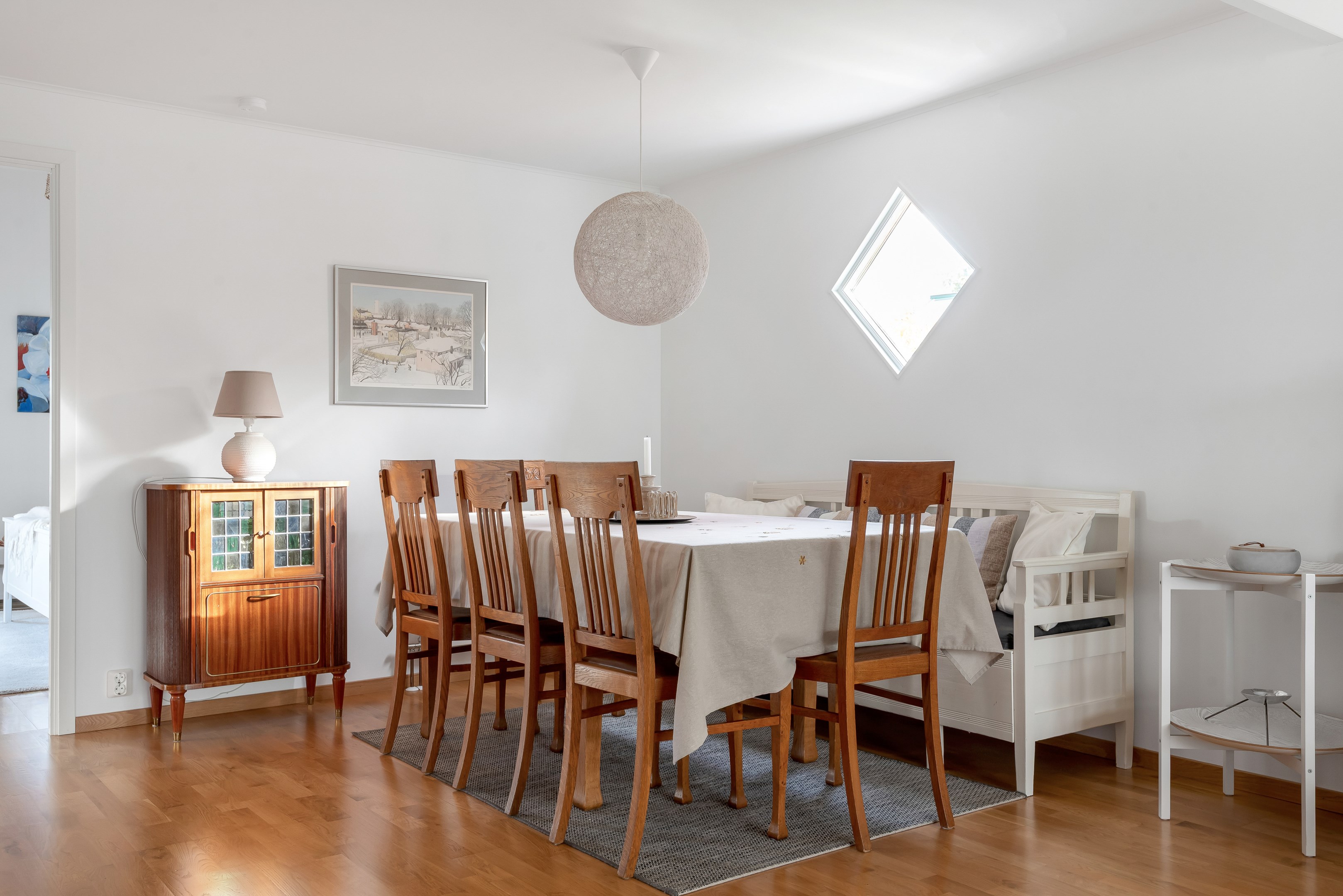 Bostadsbild från Startgatan 14, Såld i Bärby Hage, Uppsala