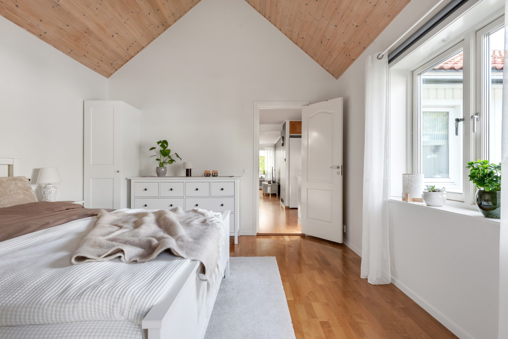 Bostadsbild från Startgatan 14, Till salu i Bärby Hage, Uppsala