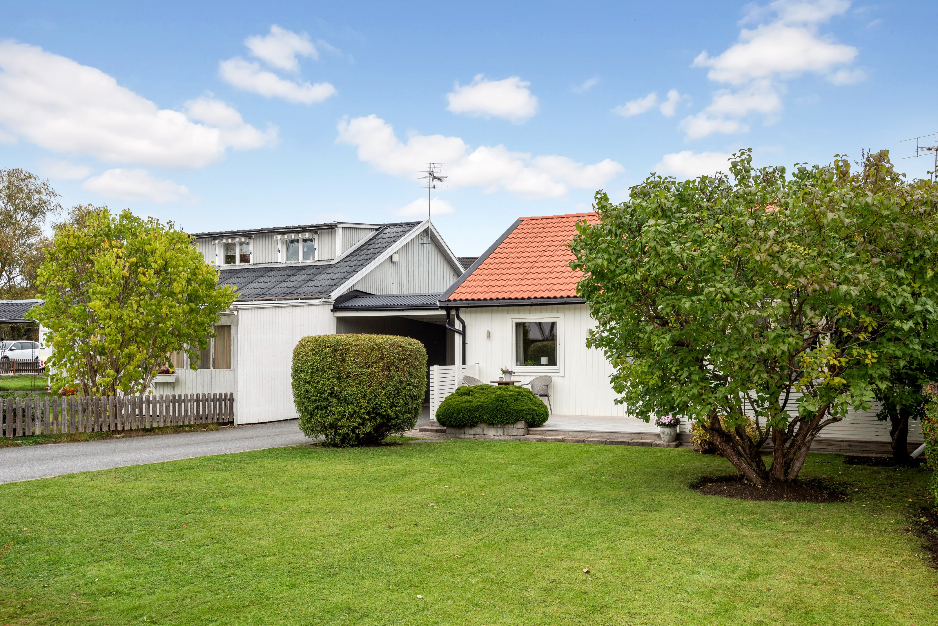 Bostadsbild från Startgatan 14, Såld i Bärby Hage, Uppsala