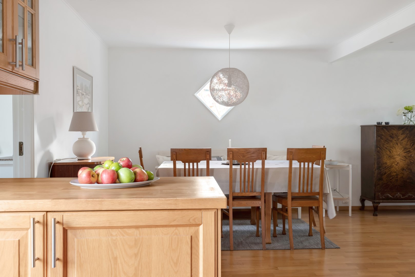 Bostadsbild från Startgatan 14, Till salu i Bärby Hage, Uppsala