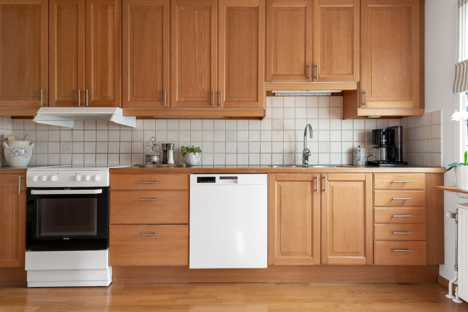 Bostadsbild från Startgatan 14, Till salu i Bärby Hage, Uppsala