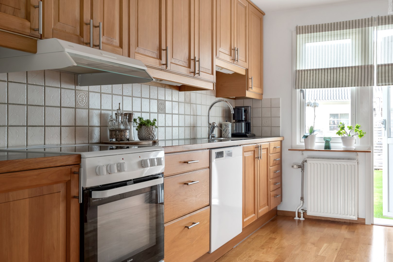 Bostadsbild från Startgatan 14, Till salu i Bärby Hage, Uppsala