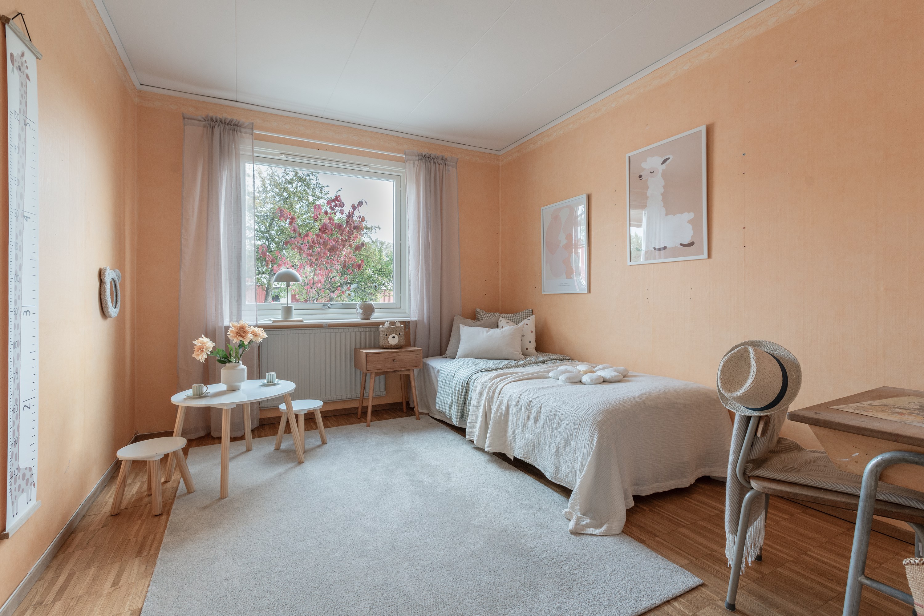 Bostadsbild från Rundan 12, Såld i G:a Tullingeberg, Botkyrka