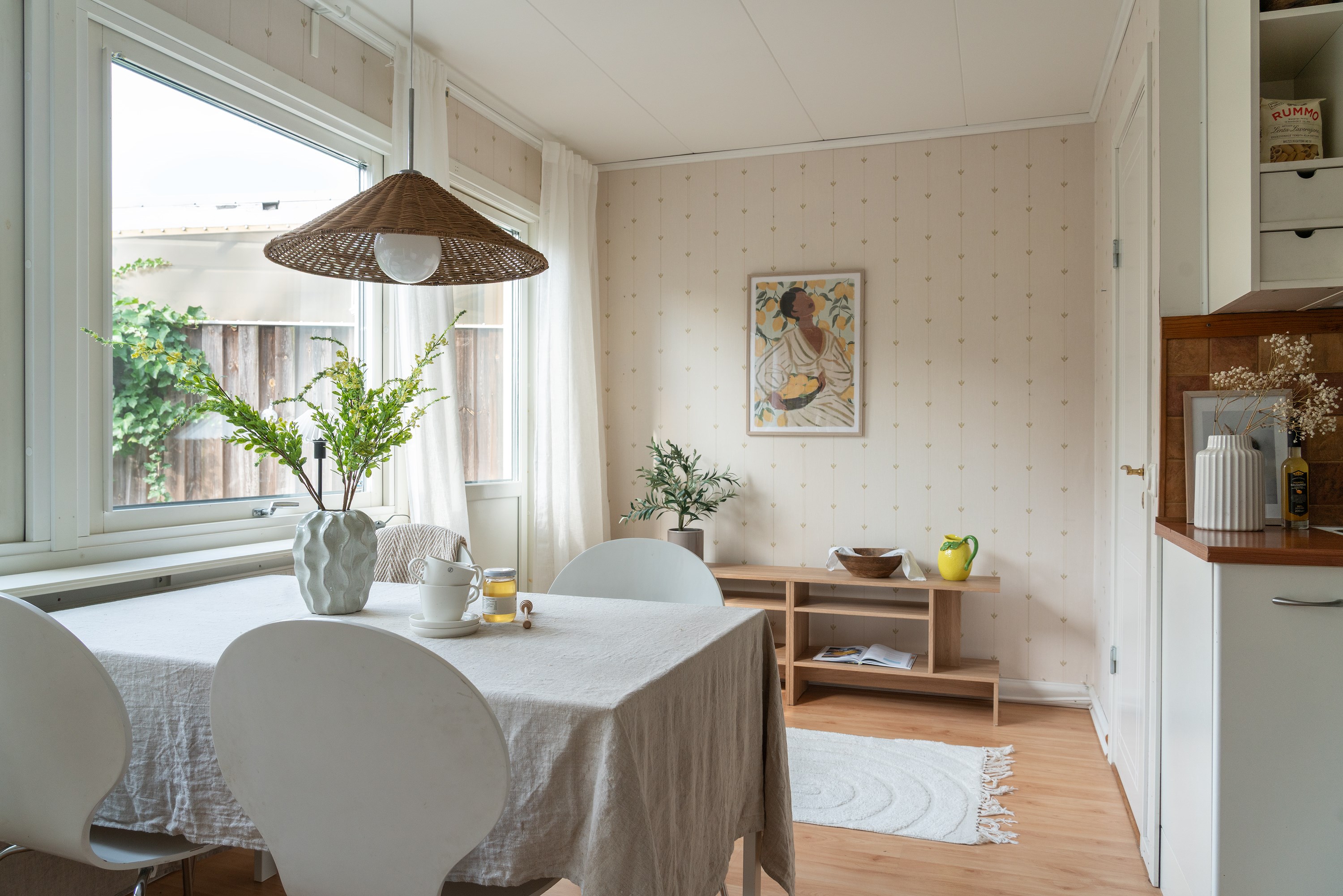 Bostadsbild från Rundan 12, Såld i G:a Tullingeberg, Botkyrka