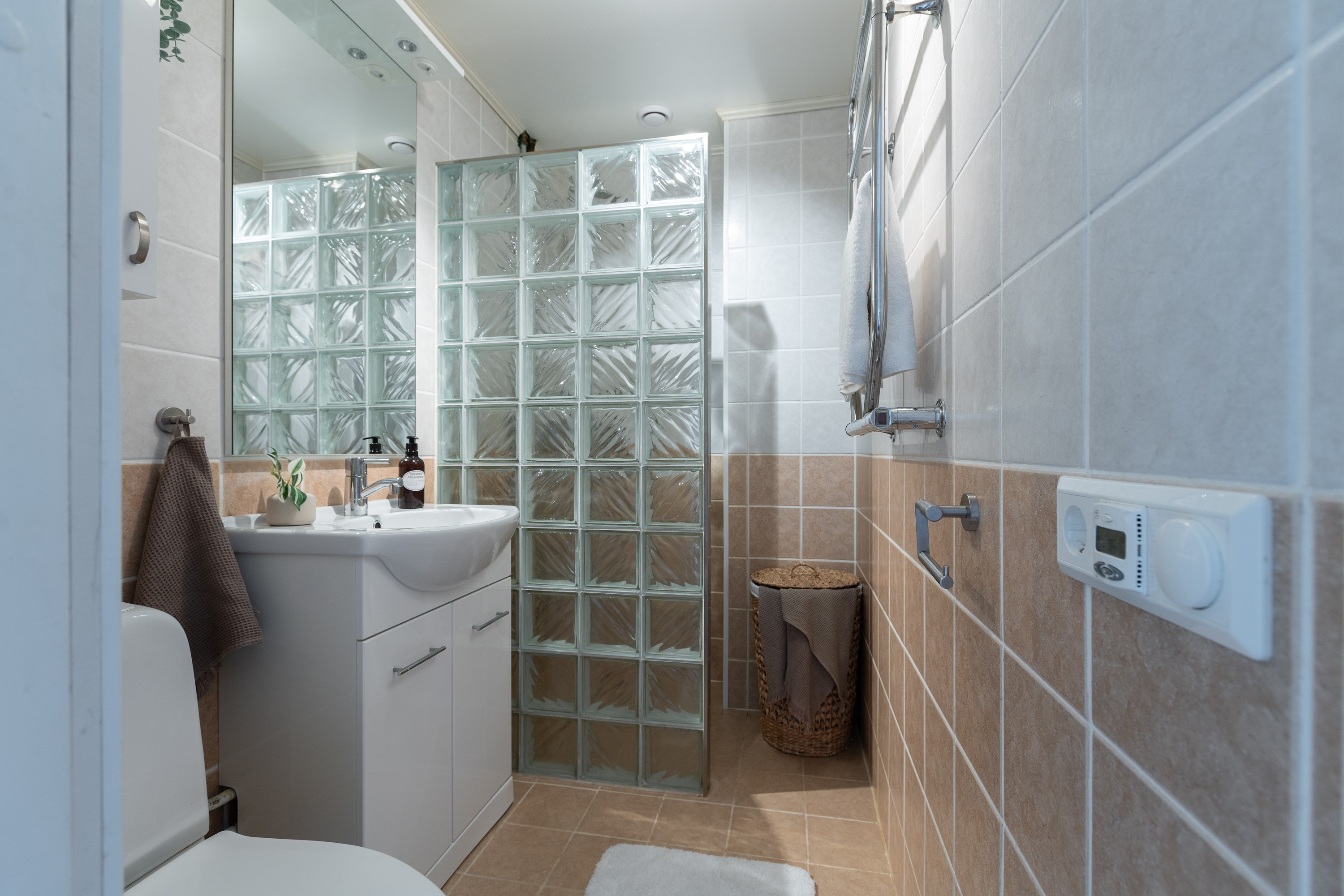 Bostadsbild från Rundan 12, Såld i G:a Tullingeberg, Botkyrka