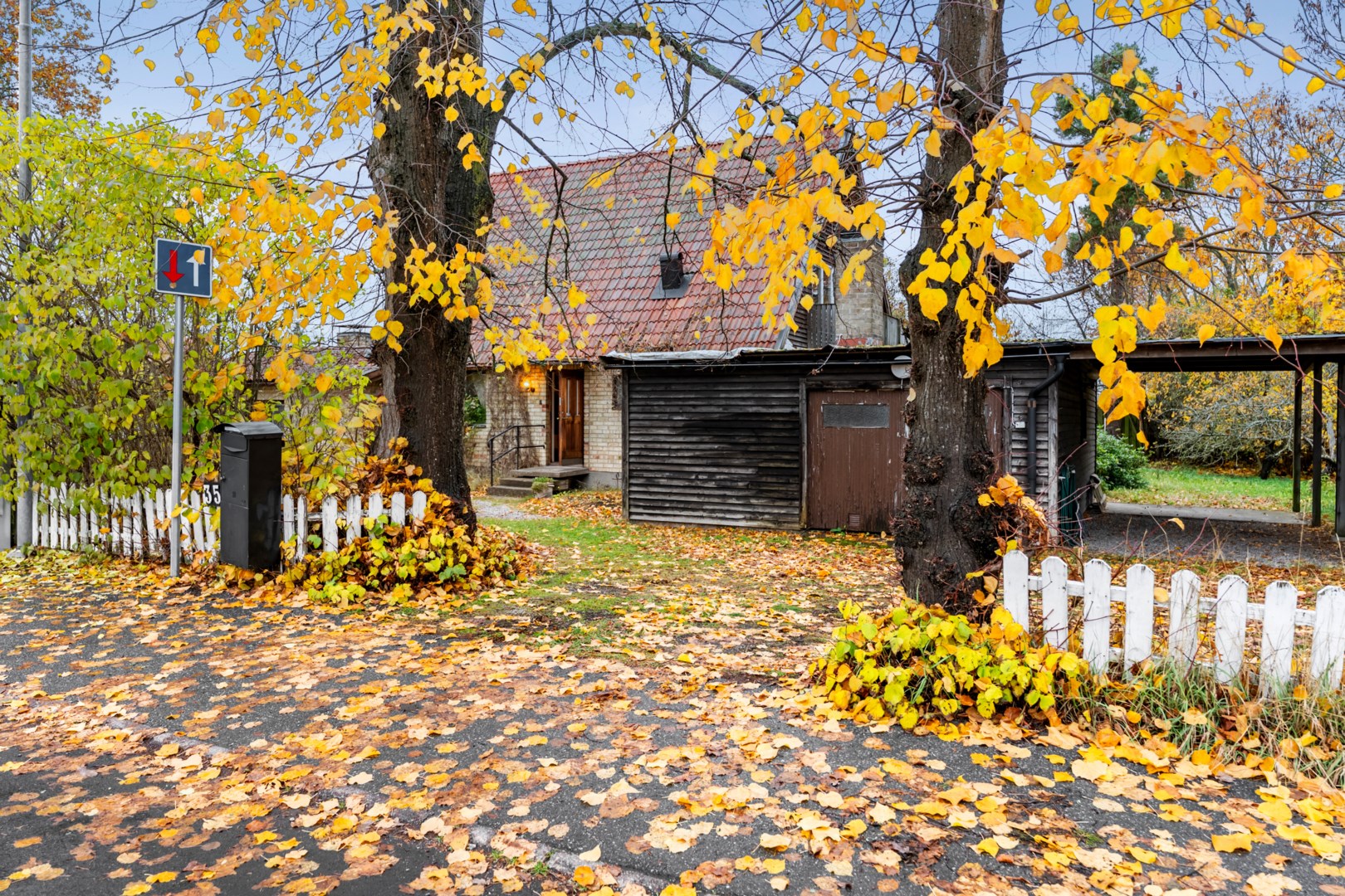 Bostadsbild från Edinsvägen 35, Såld i Ektorp, Nacka