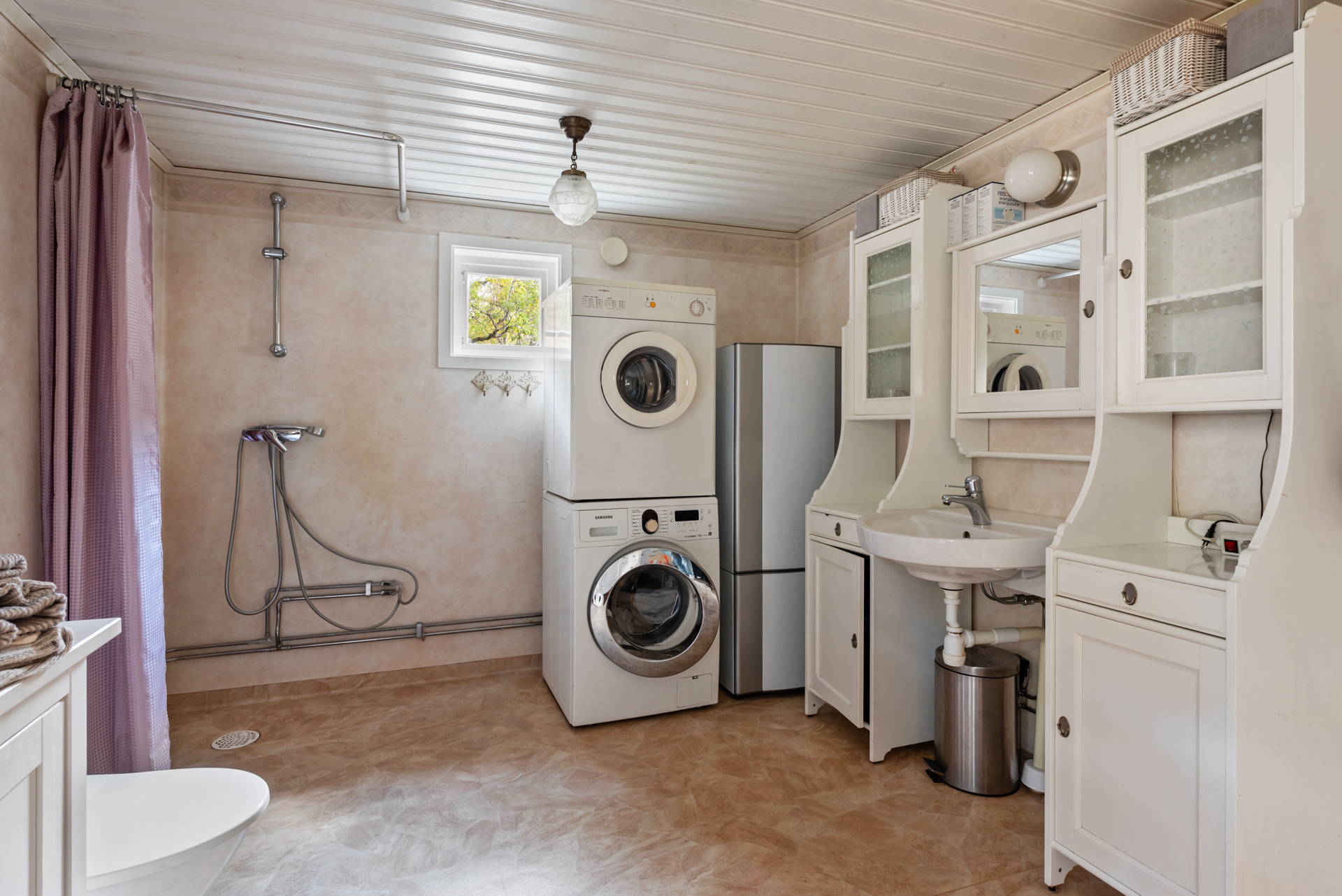 Bostadsbild från Hallstaviksvägen 539, Såld i Skebobruk, Norrtälje